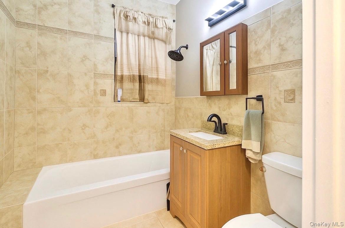 #13 photo, 1017 Faile Street, Bronx , NY 10459