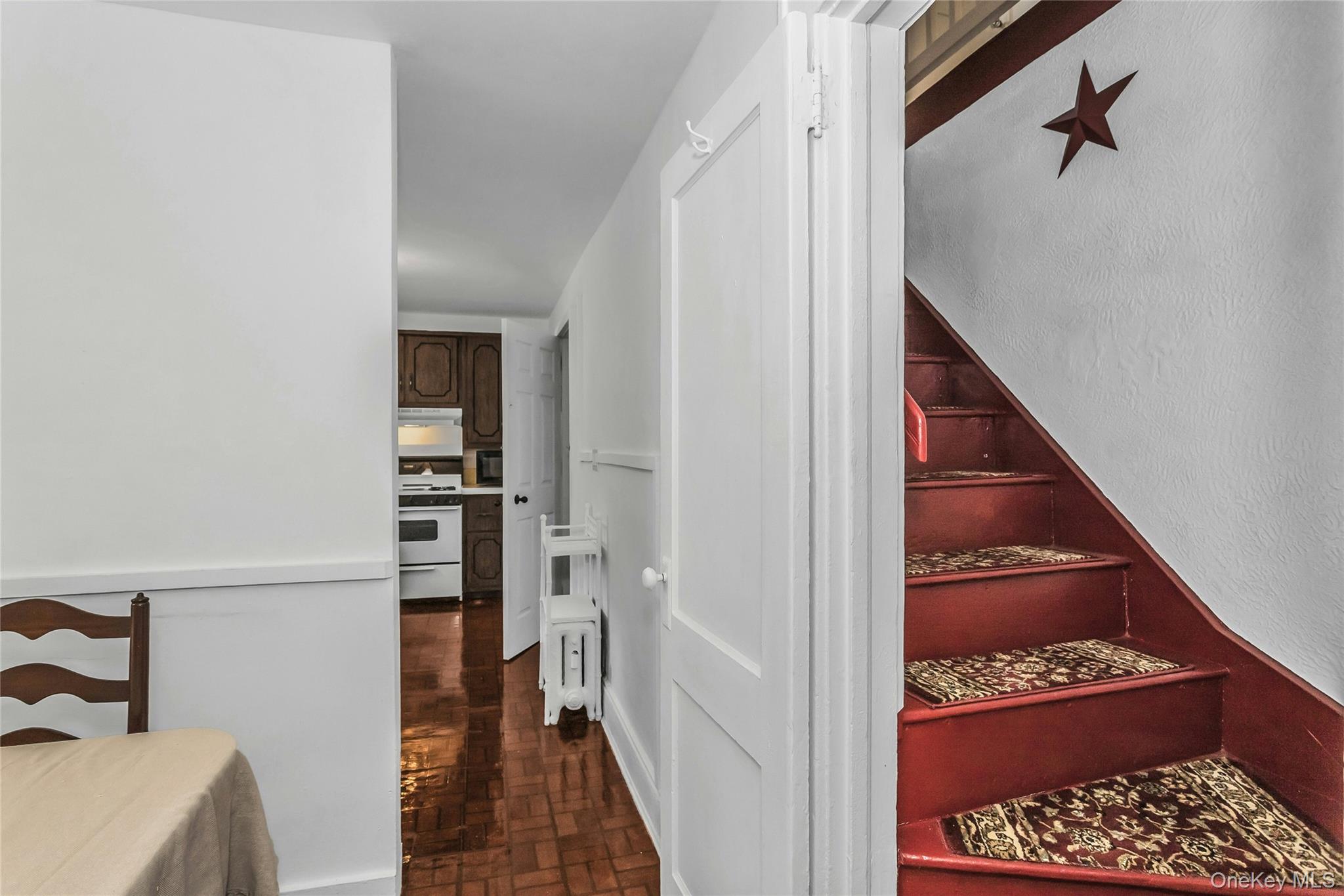 #18 photo, 251 N Long Beach Avenue, Freeport , NY 11520