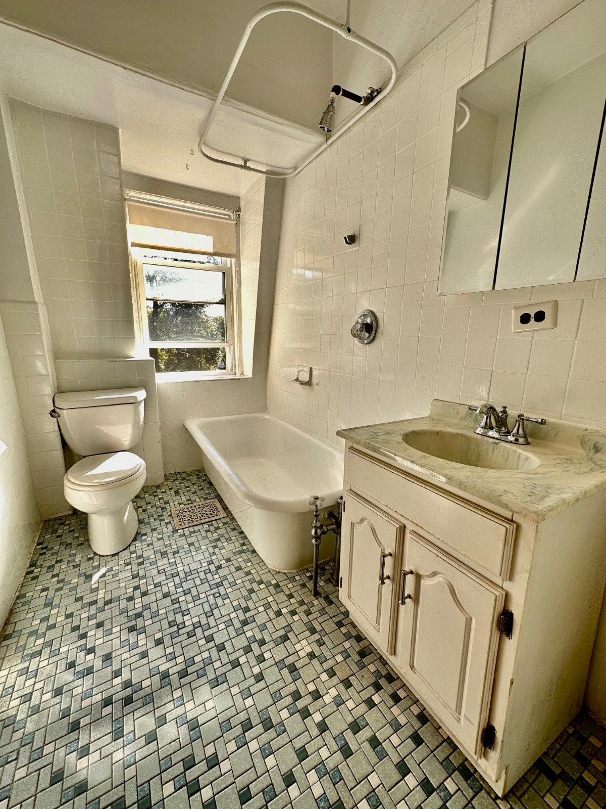 #3 photo, 20 Main st, Irvington , NY 10533