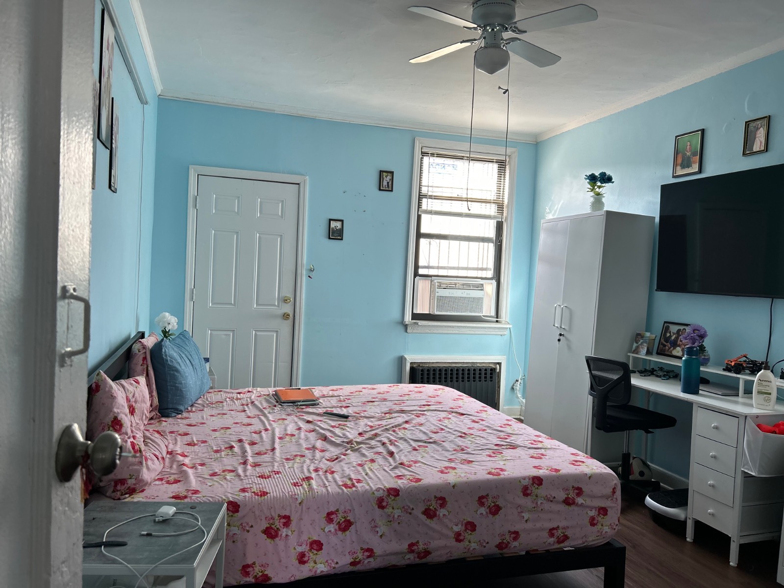 #17 photo, 41-70 71st Street, Woodside , NY 11377