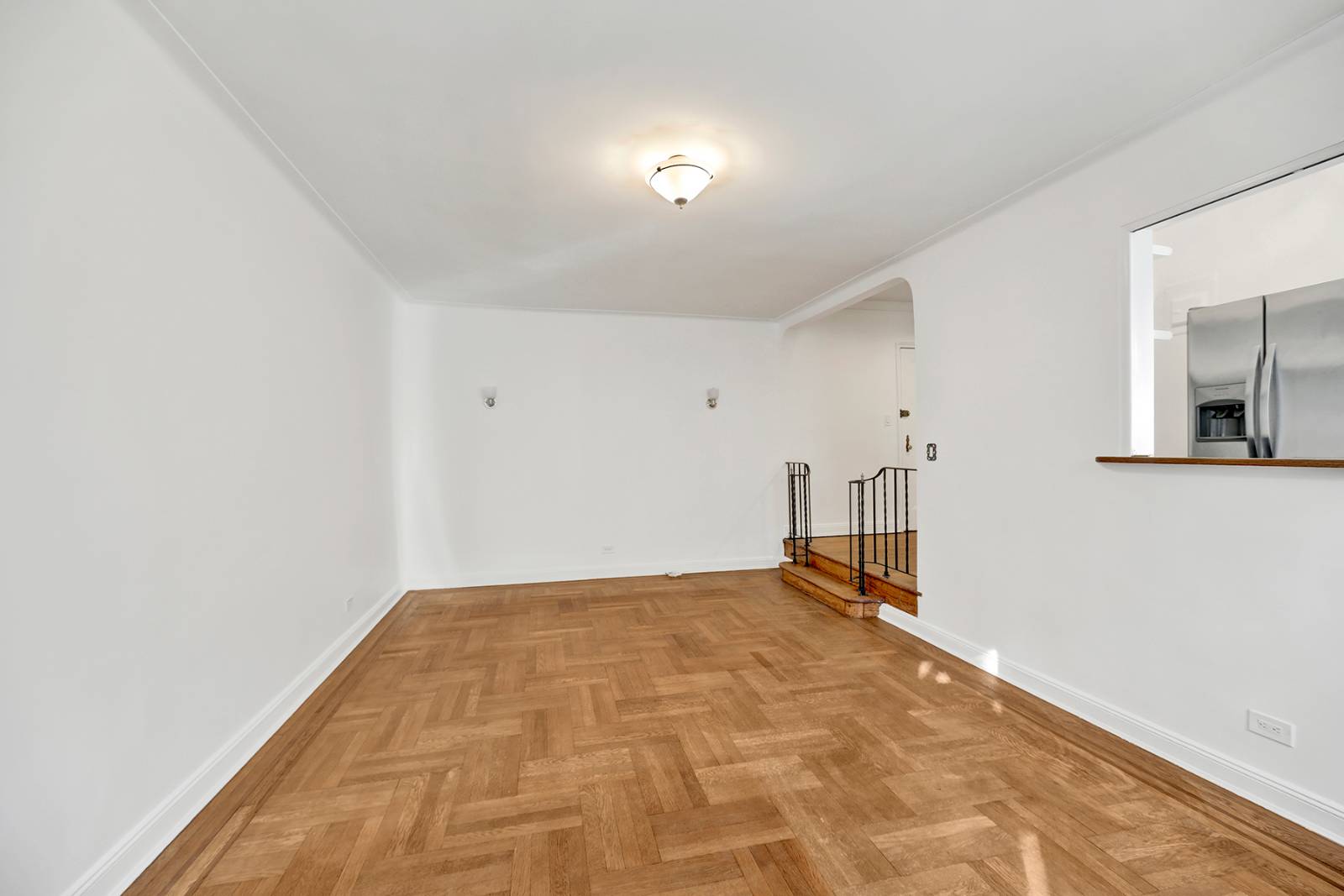 #11 photo, 25 Plaza St West, #2C, Park Slope , NY 11217