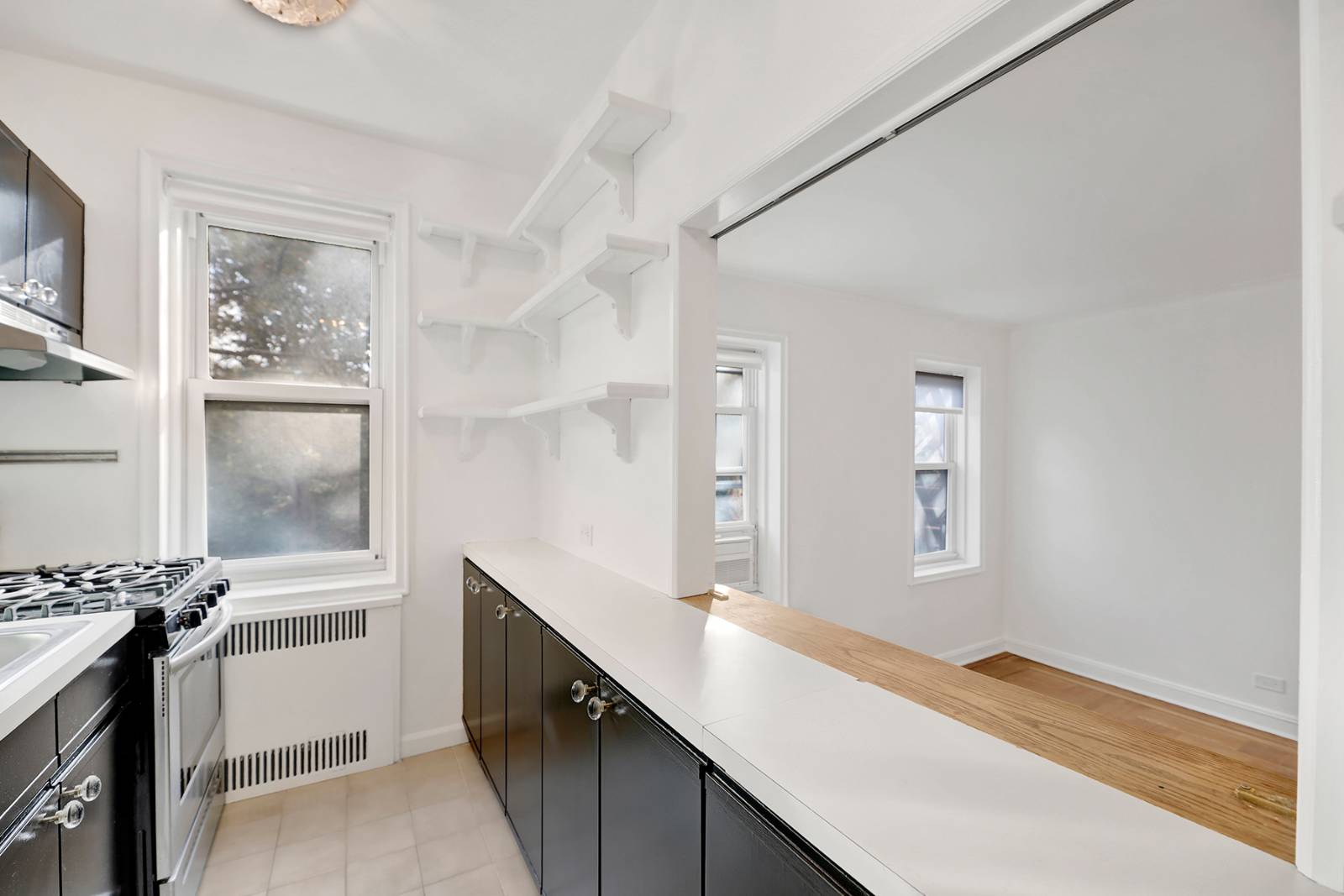 #13 photo, 25 Plaza St West, #2C, Park Slope , NY 11217