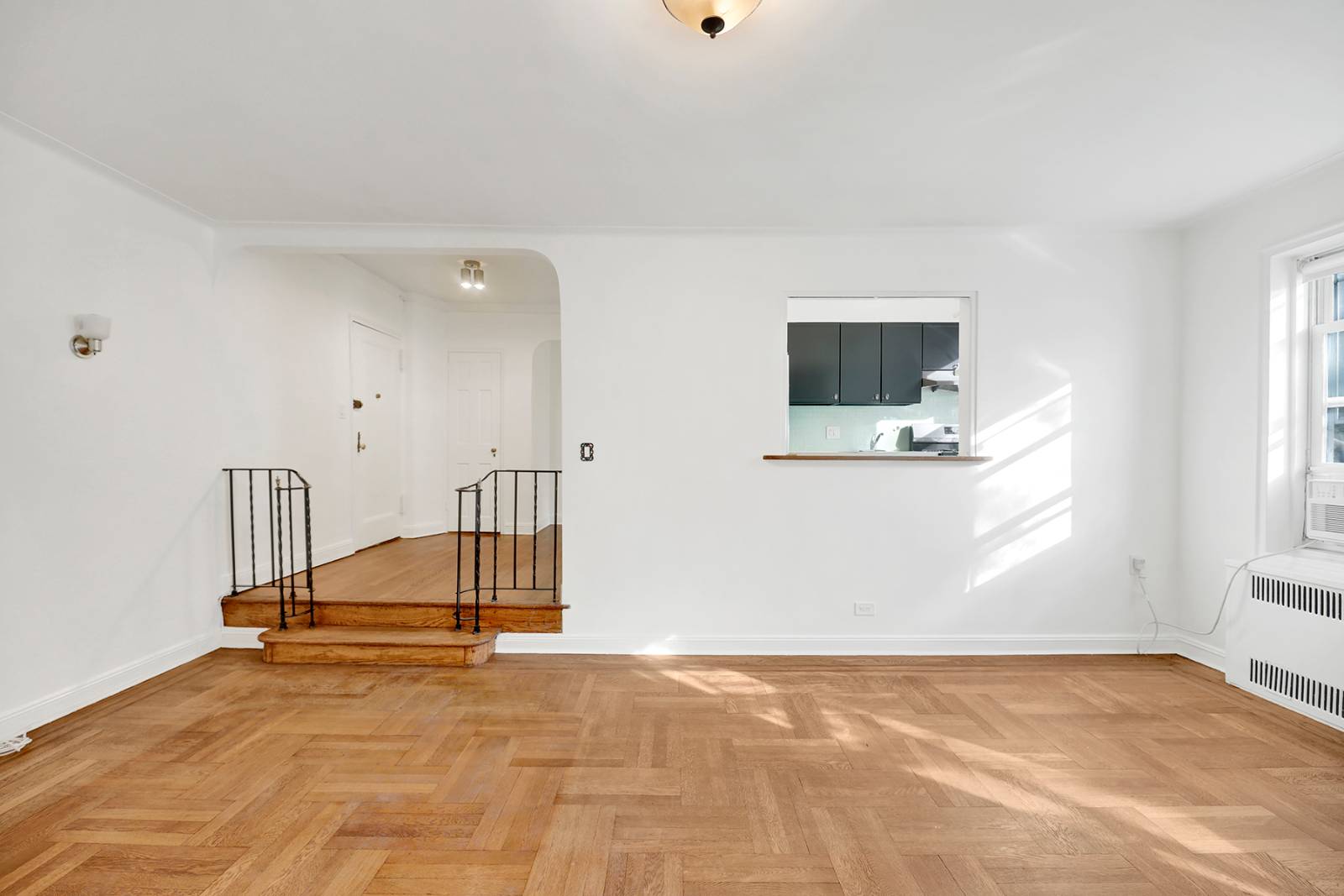 #7 photo, 25 Plaza St West, #2C, Park Slope , NY 11217