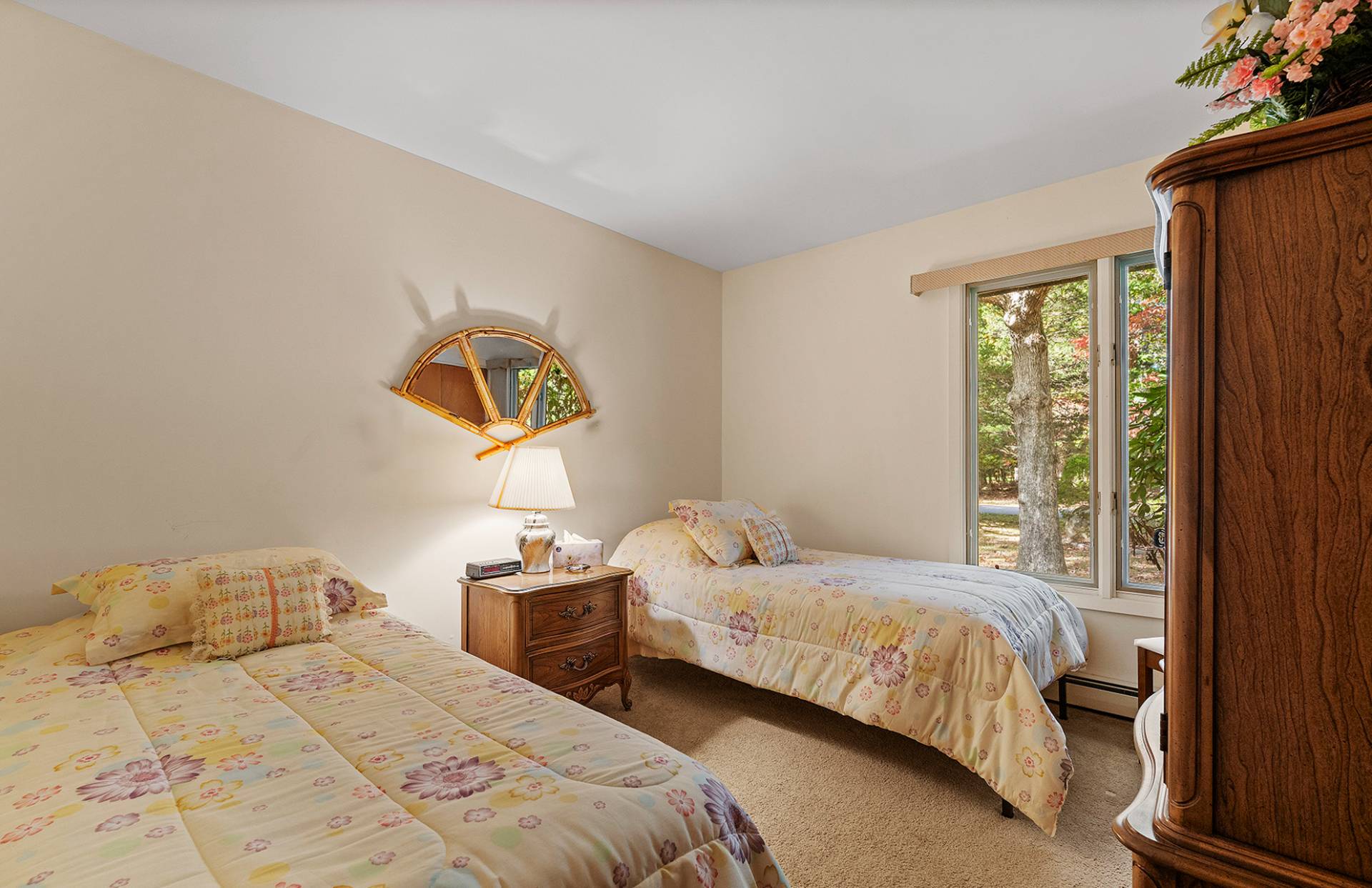 #19 photo, 33 Sherwood Lane, East Hampton , NY 11937