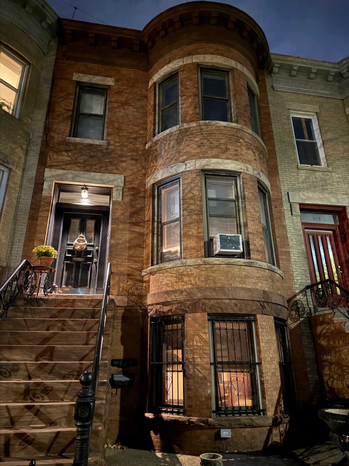 #2 photo, 423 72 Street, Bay Ridge , NY 11209