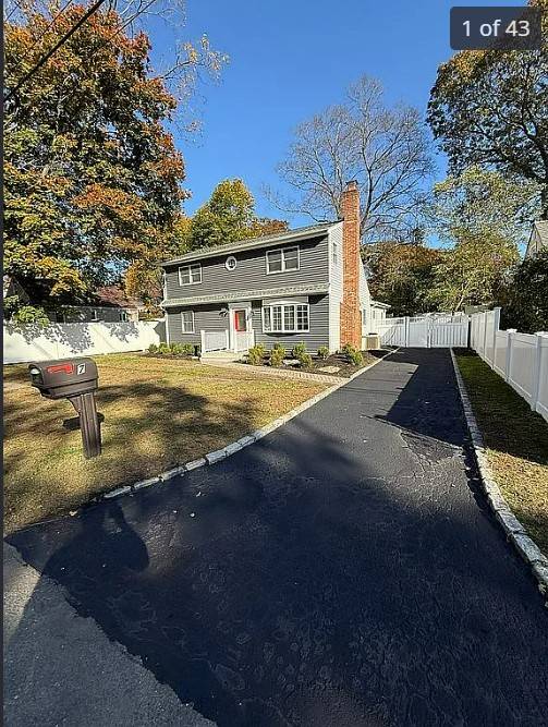 #2 photo, 7 CLAIRE AVE, Huntington Station , NY 11746