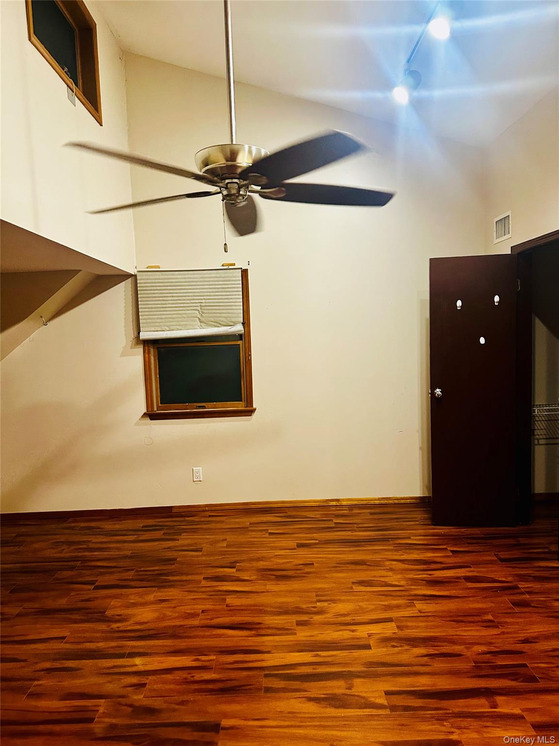 #5 photo, 30 Linden Lane, Farmingville , NY 11738