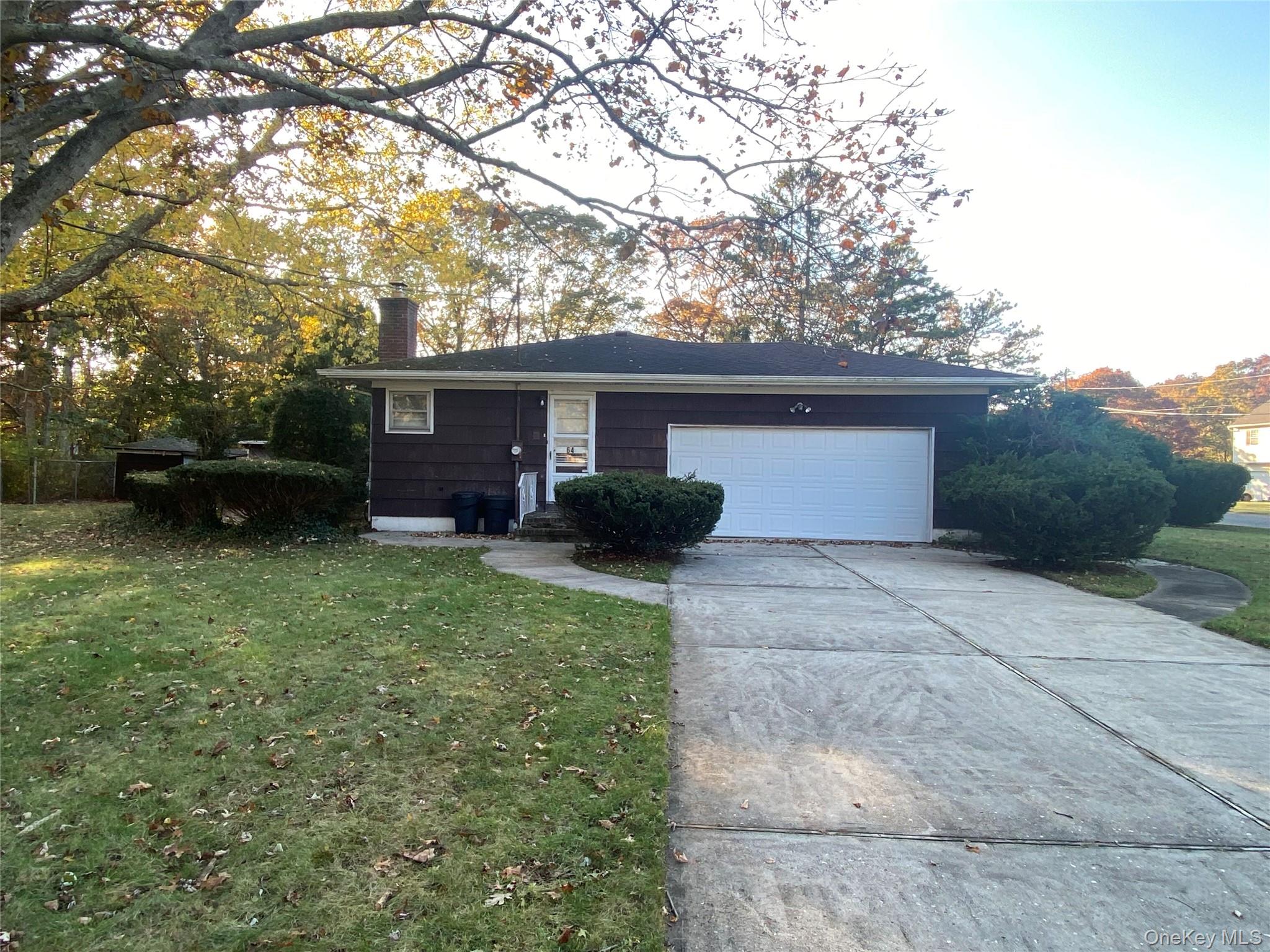 #1 photo, 64 Lincoln Avenue, Mastic Beach , NY 11951