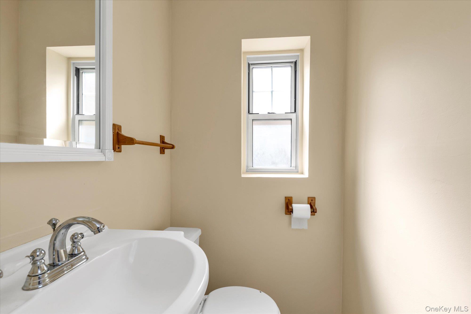 #14 photo, 21 S Village, Rockville Centre , NY 11570