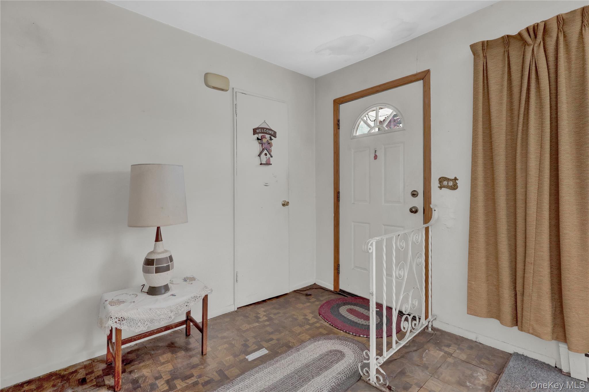 #8 photo, 31 Poplar Street, Massapequa , NY 11758