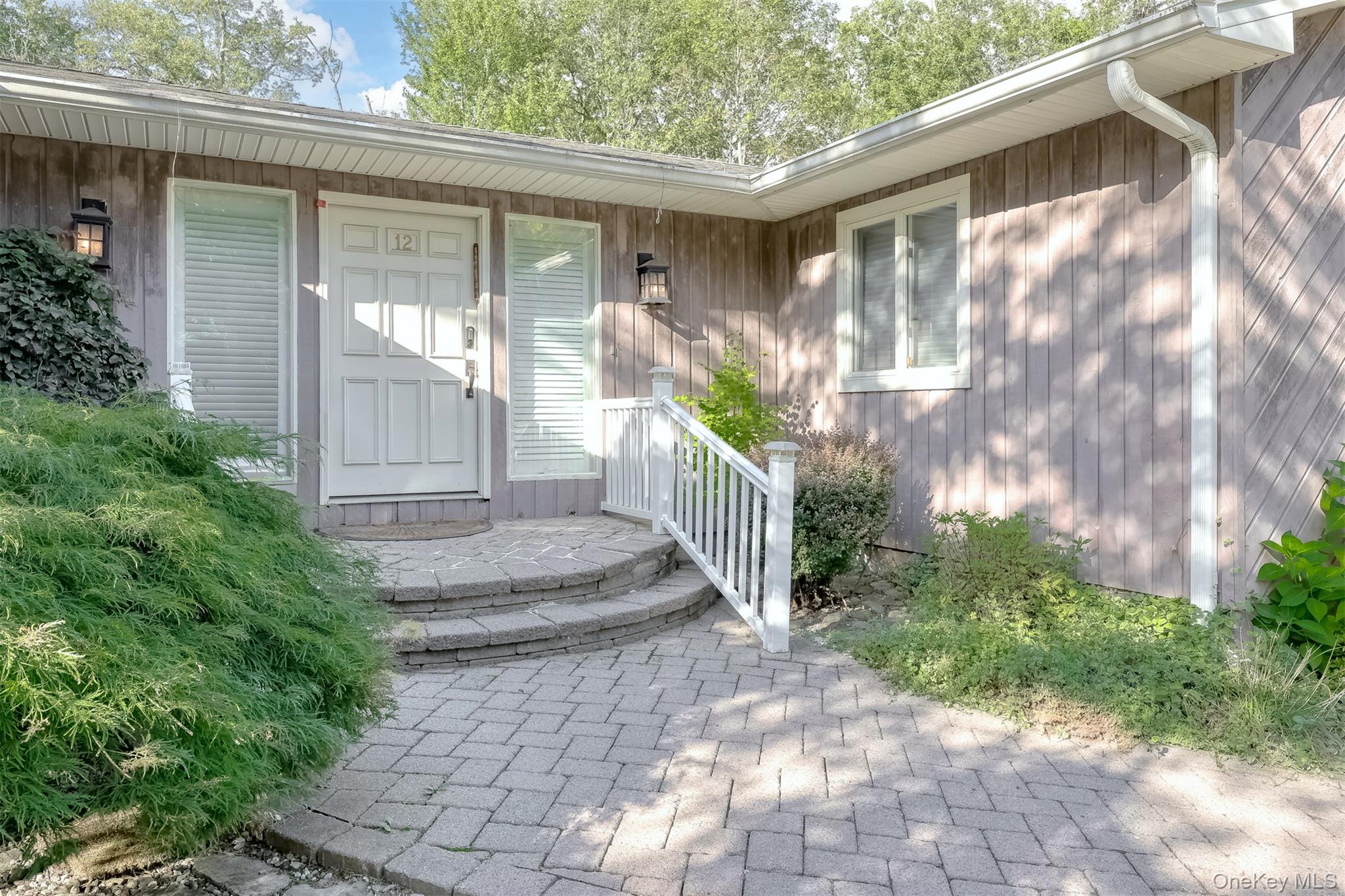 #2 photo, 12 Evergreen Court, Montebello , NY 10901