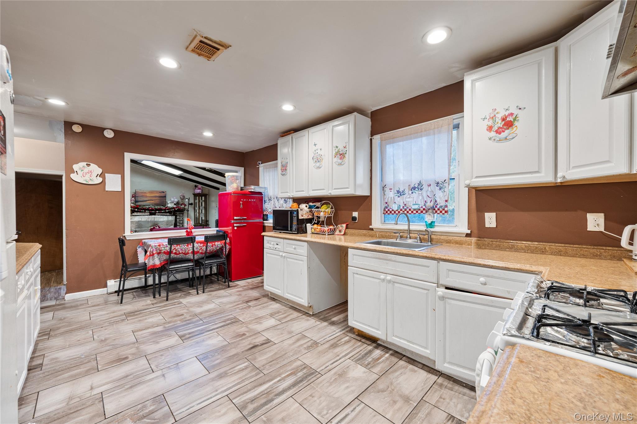 #13 photo, 2 Tioken Road, Spring Valley , NY 10977