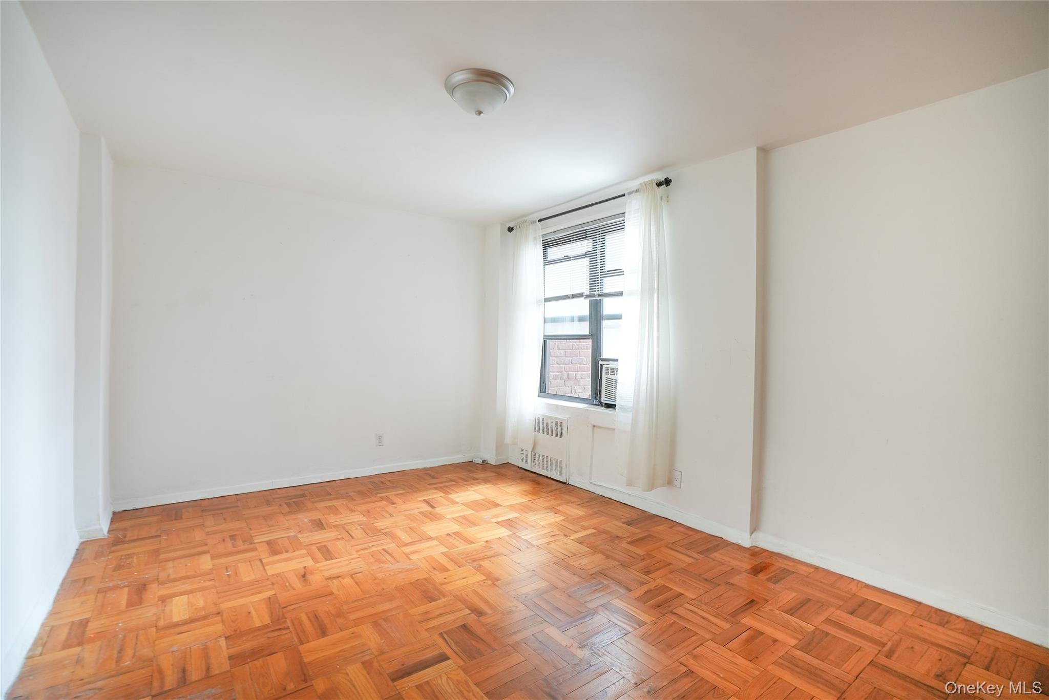 #4 photo, 1 Remsen Road, Yonkers , NY 10710