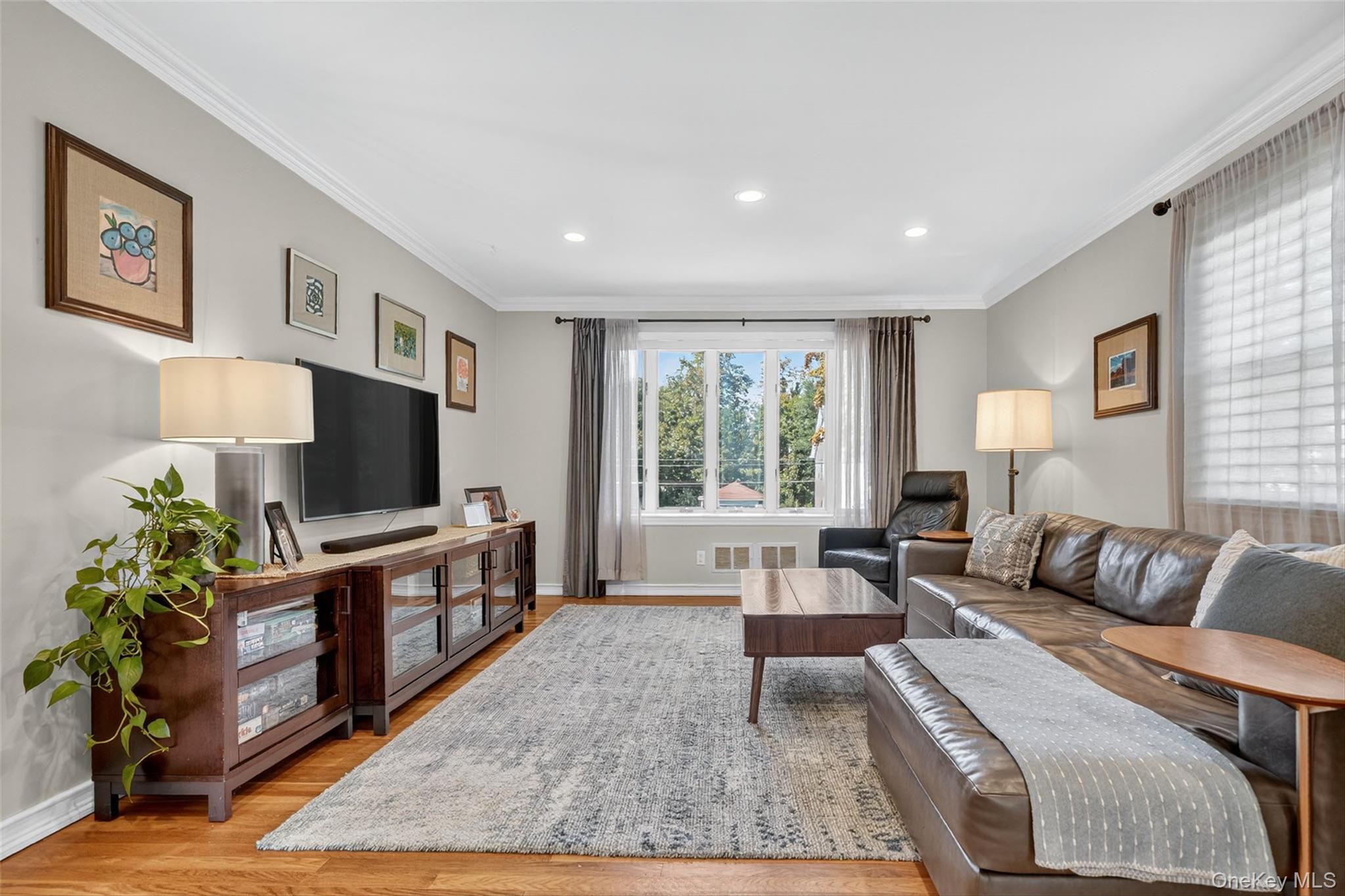 #5 photo, 268 Marbledale Road, Tuckahoe , NY 10707