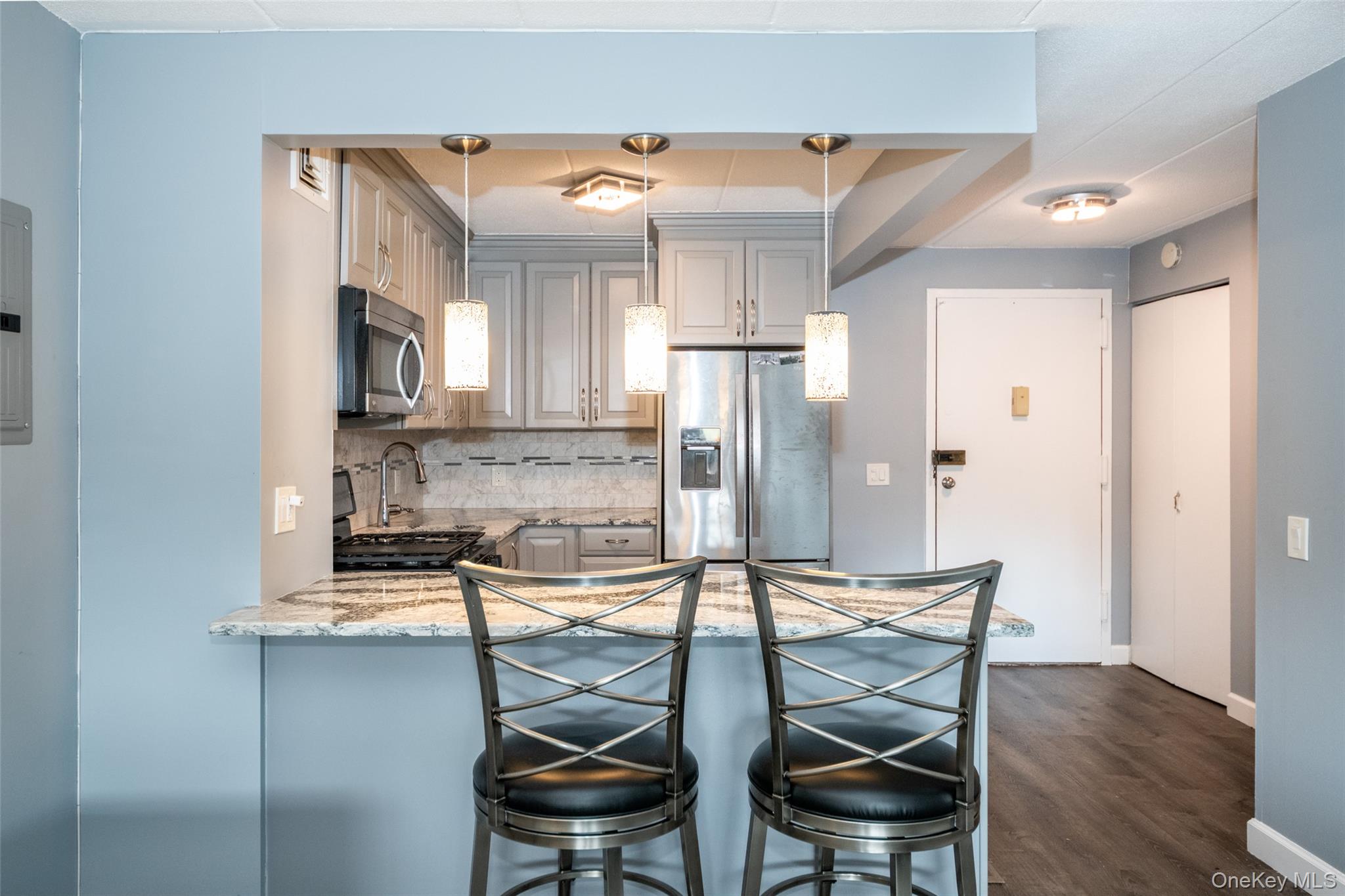 #15 photo, 666 Pelham Road, New Rochelle , NY 10805