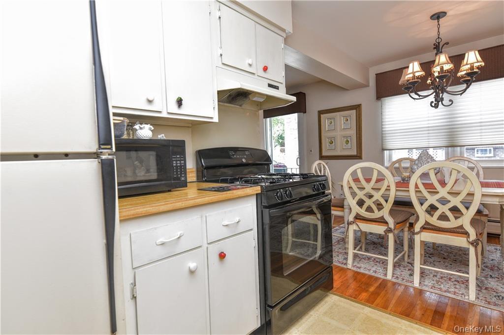 #16 photo, 2 Normandy Village, Nanuet , NY 10954