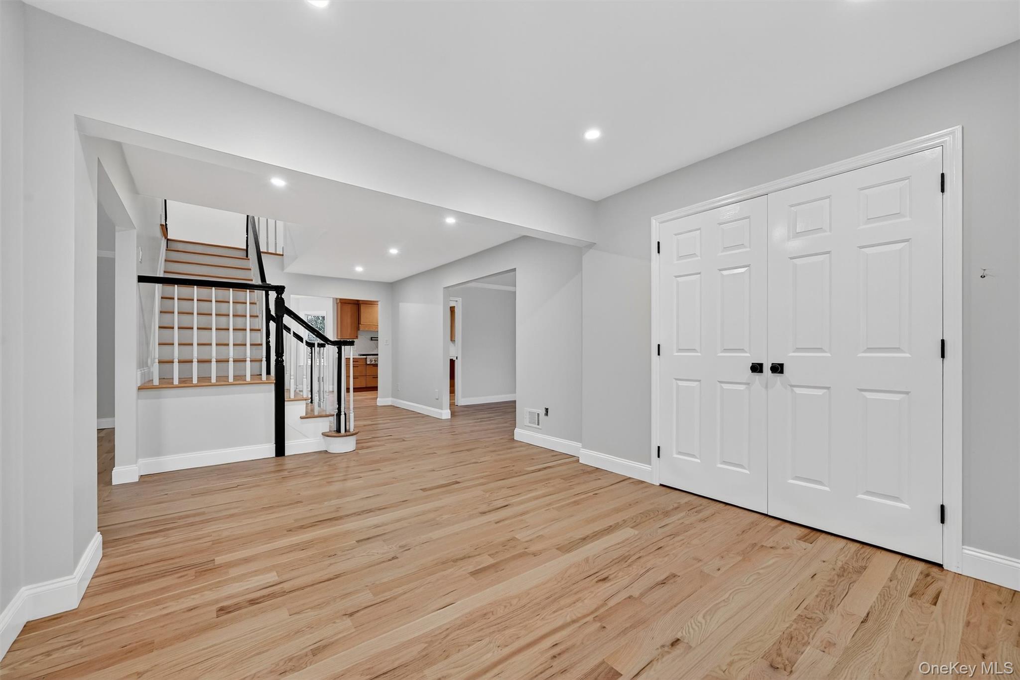 #4 photo, 33 Crystal Farm Road, Warwick , NY 10990