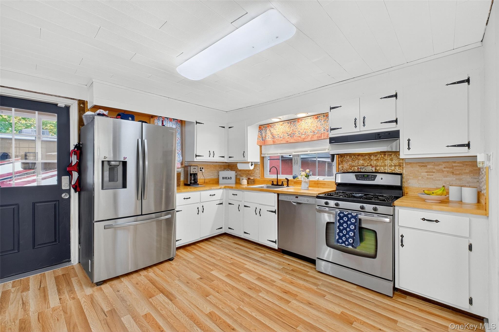 #16 photo, 20 Heathcote Road, Carmel , NY 10512