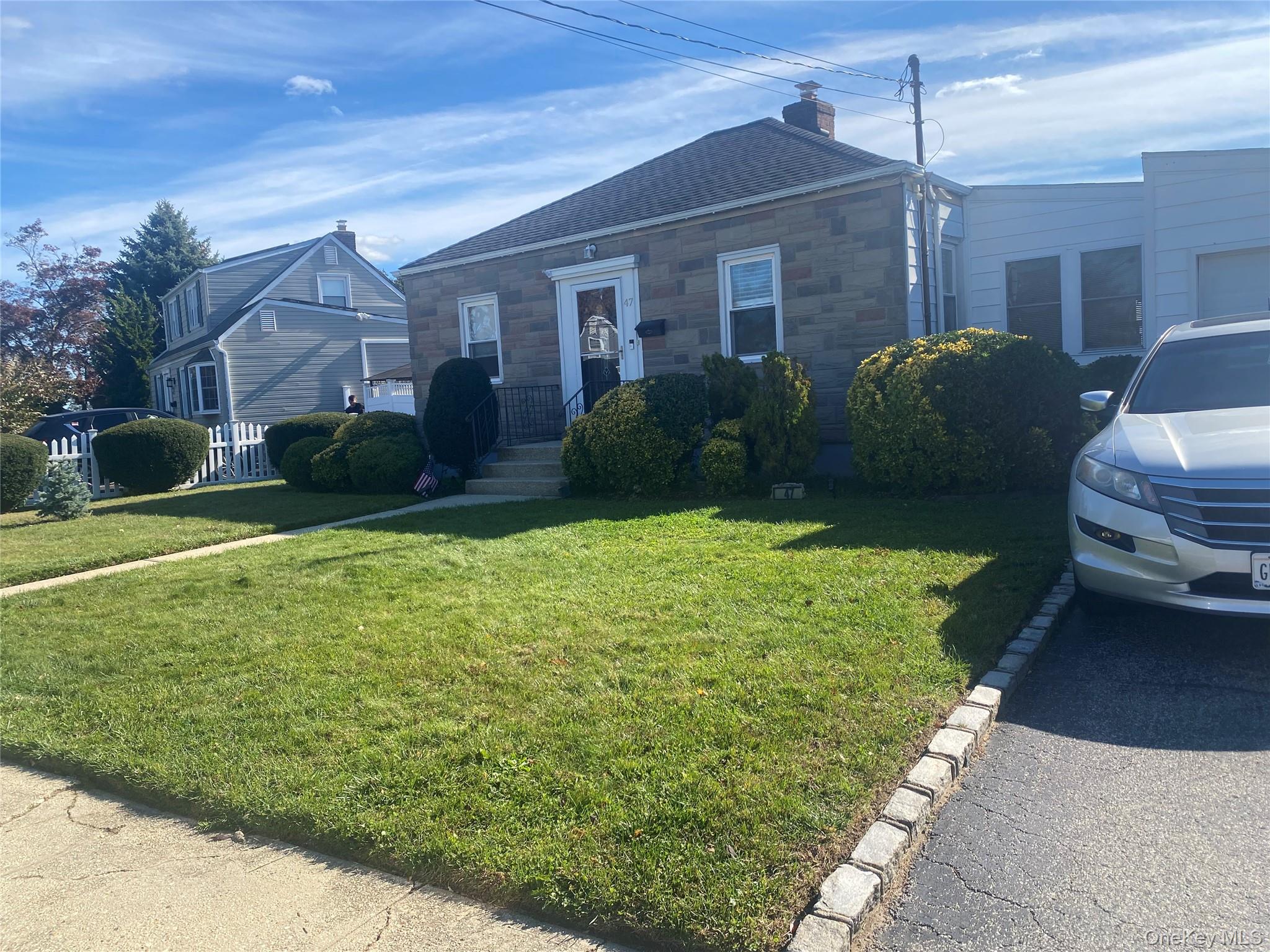 #1 photo, 47 Walnut Avenue, Farmingdale , NY 11735