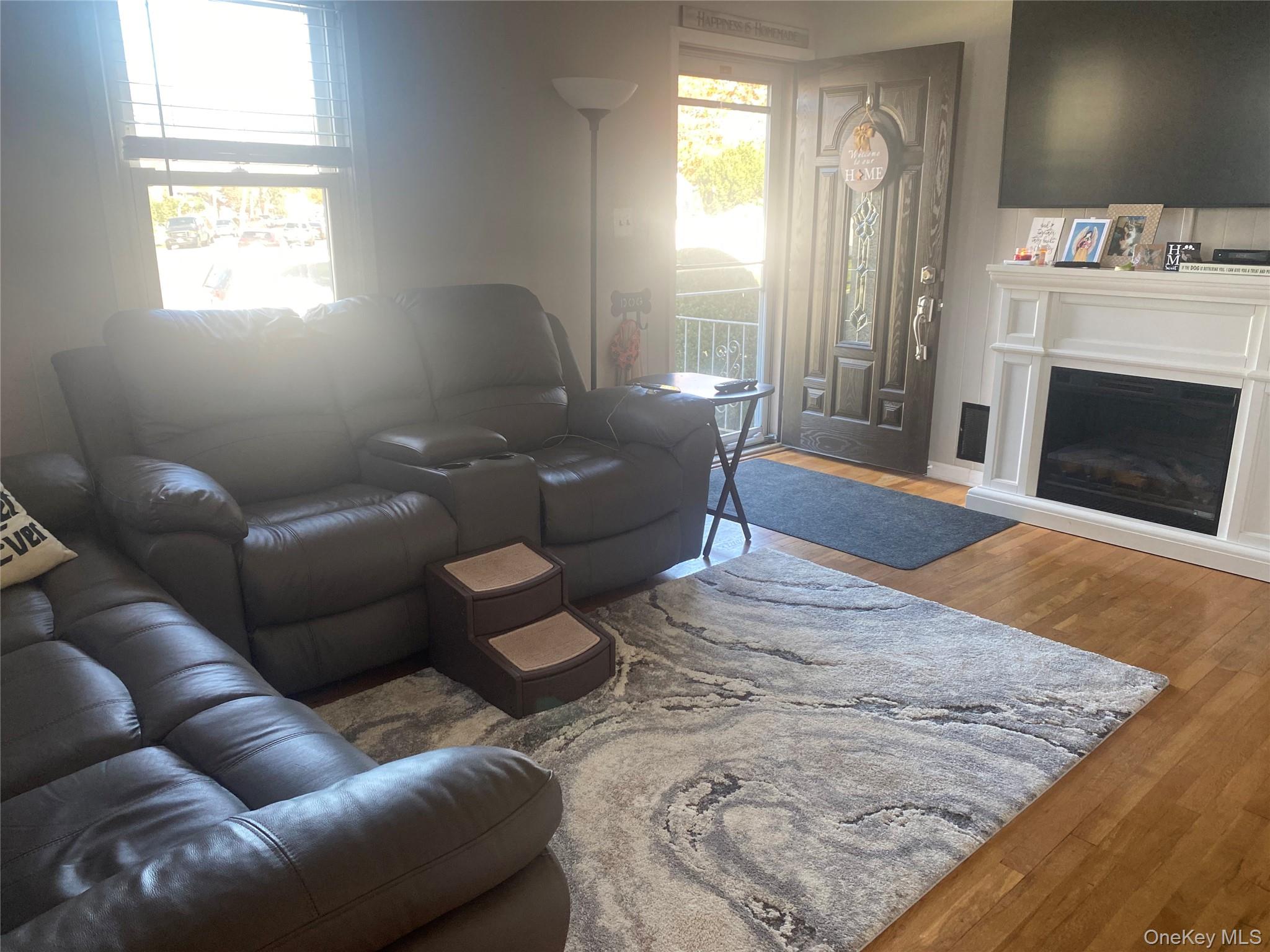 #5 photo, 47 Walnut Avenue, Farmingdale , NY 11735