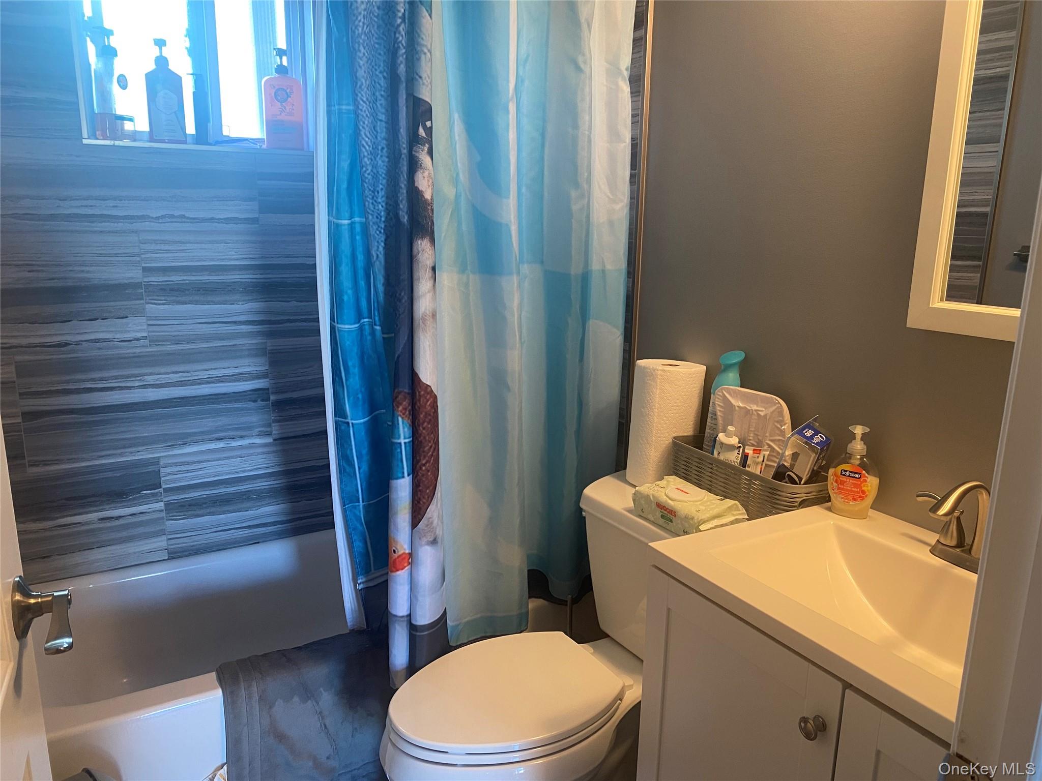 #7 photo, 47 Walnut Avenue, Farmingdale , NY 11735