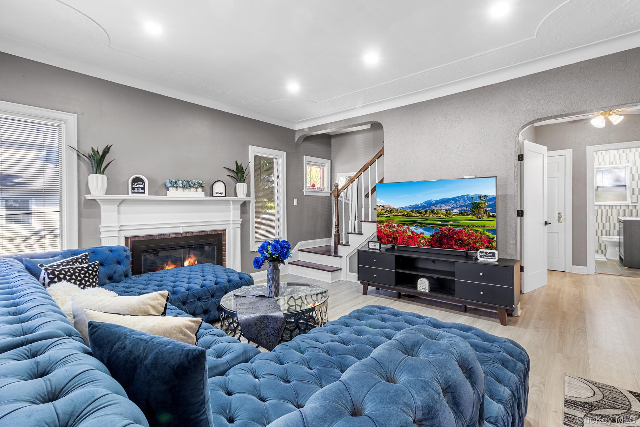 #6 photo, 800 Wesley Street, North Baldwin , NY 11510