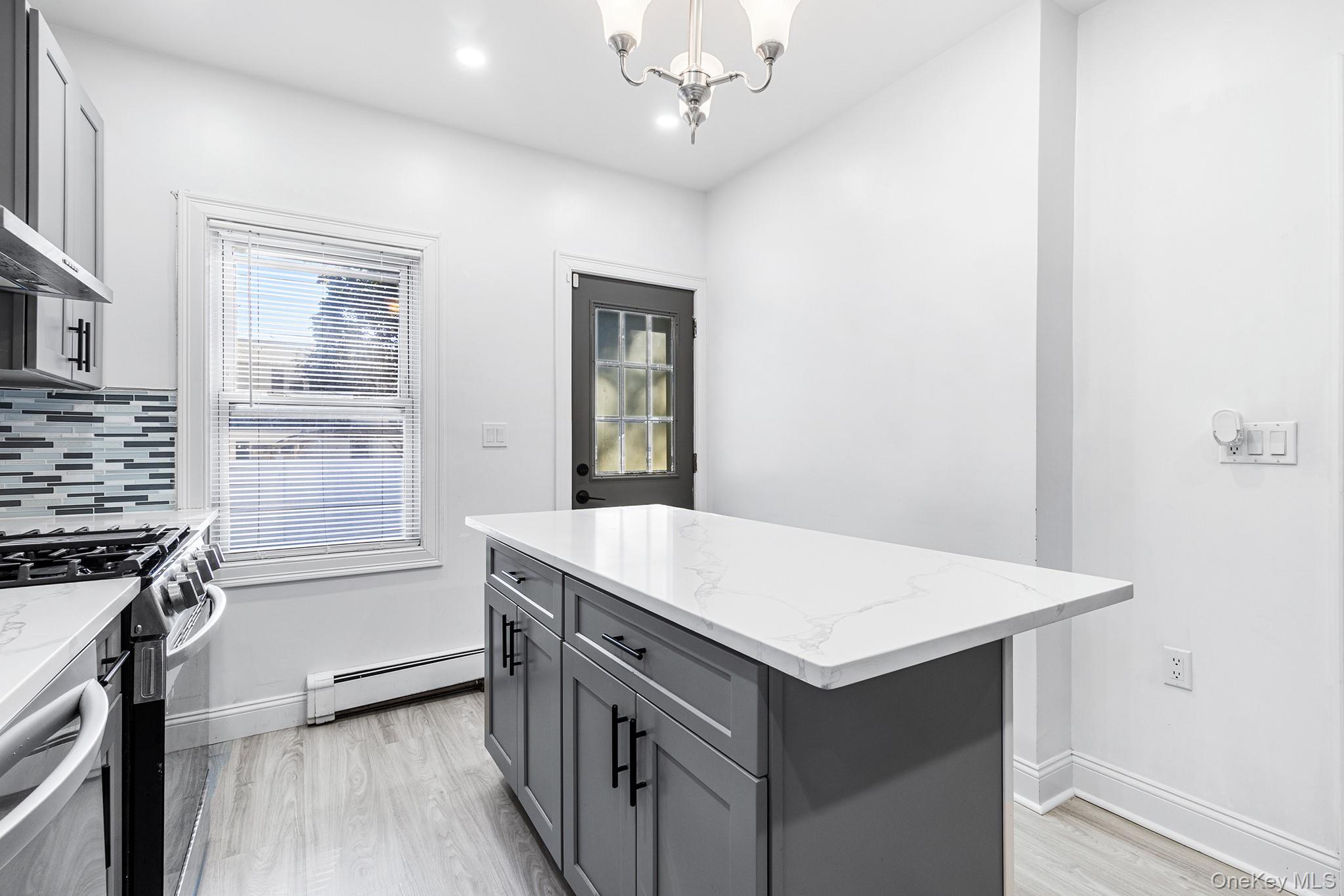 #8 photo, 800 Wesley Street, North Baldwin , NY 11510