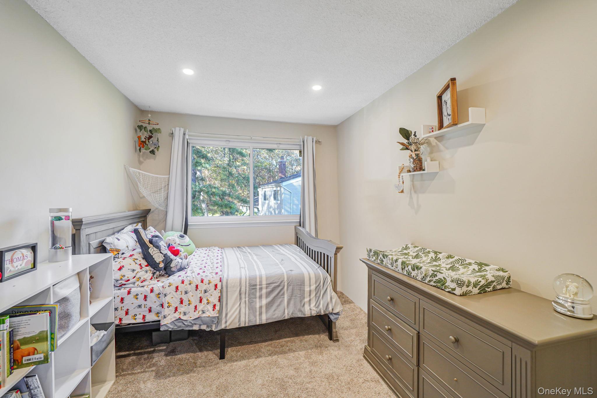 #10 photo, 227 Springmeadow Drive, Holbrook , NY 11741