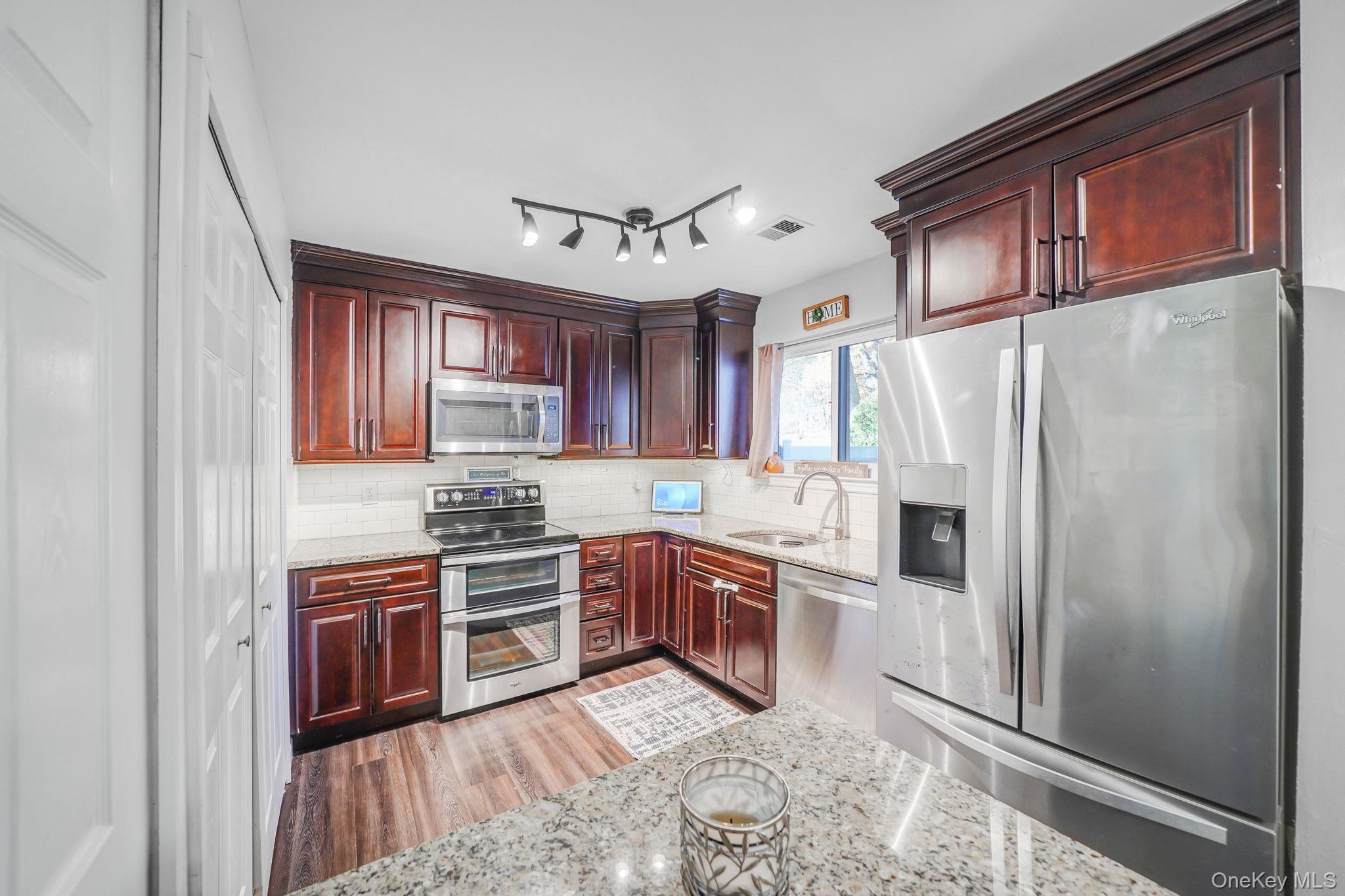 #15 photo, 227 Springmeadow Drive, Holbrook , NY 11741