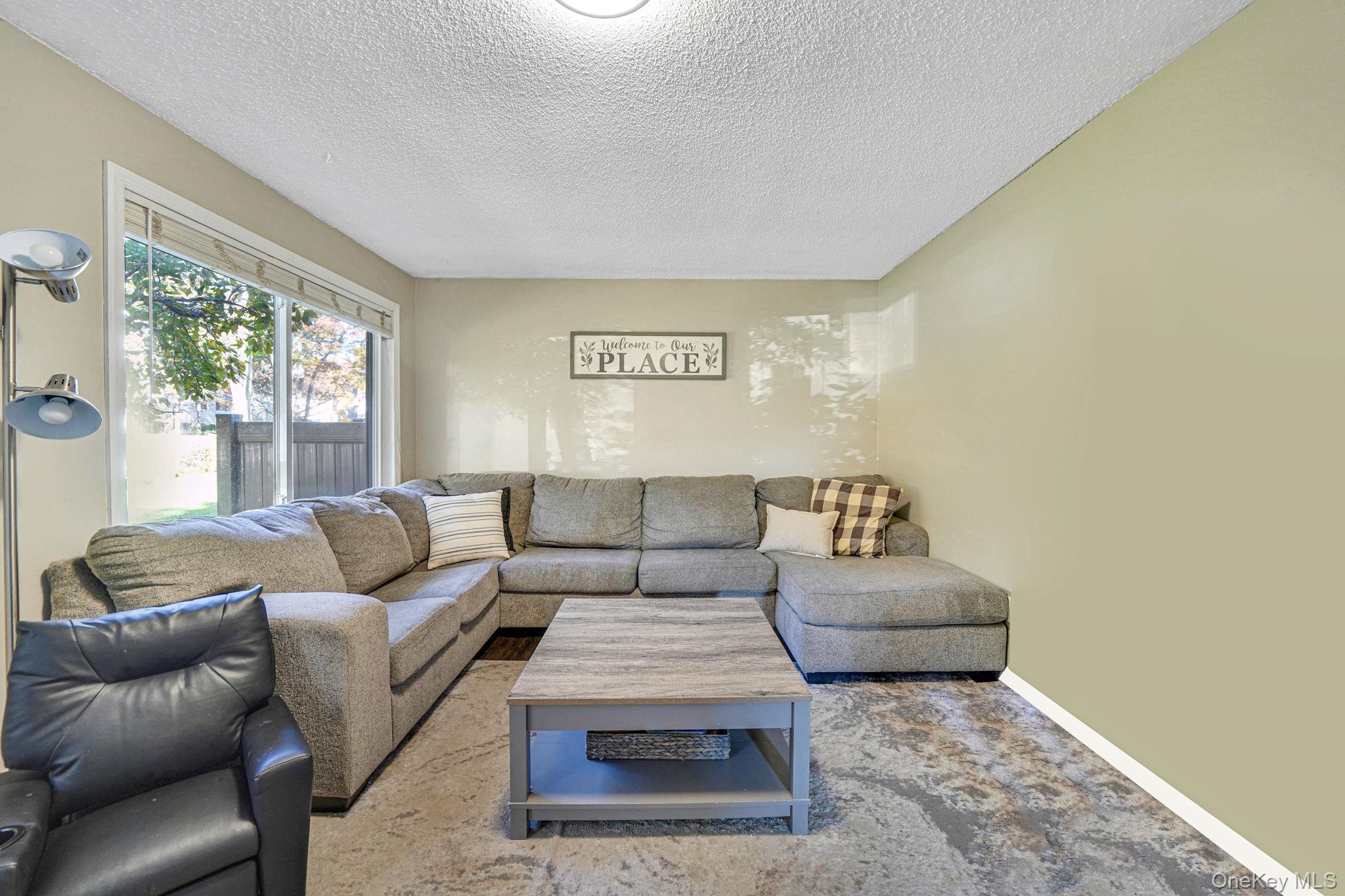 #19 photo, 227 Springmeadow Drive, Holbrook , NY 11741