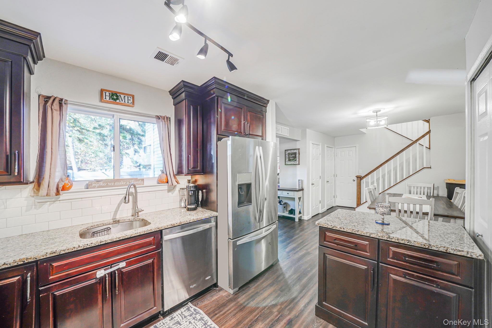 #2 photo, 227 Springmeadow Drive, Holbrook , NY 11741