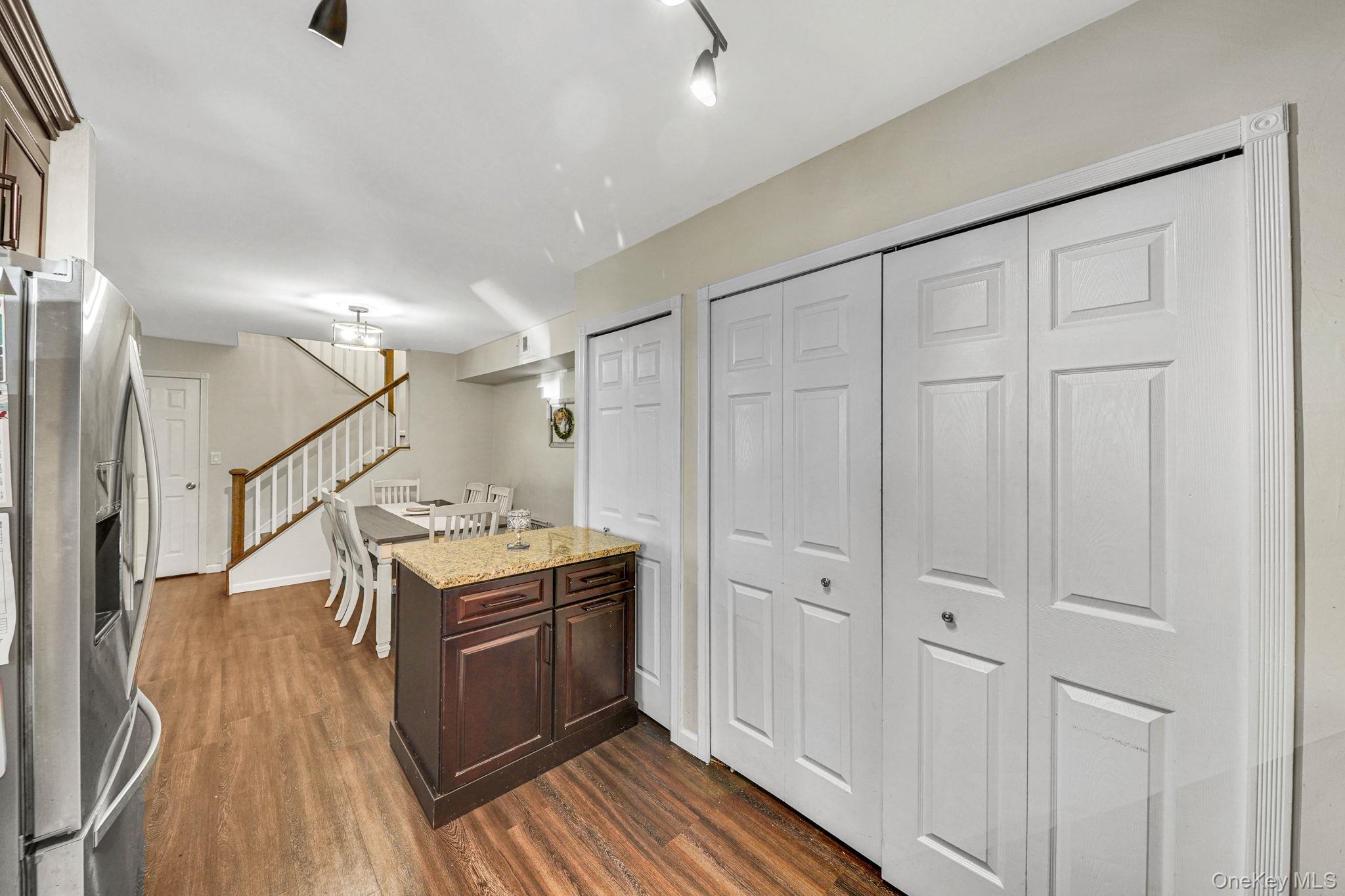 #20 photo, 227 Springmeadow Drive, Holbrook , NY 11741