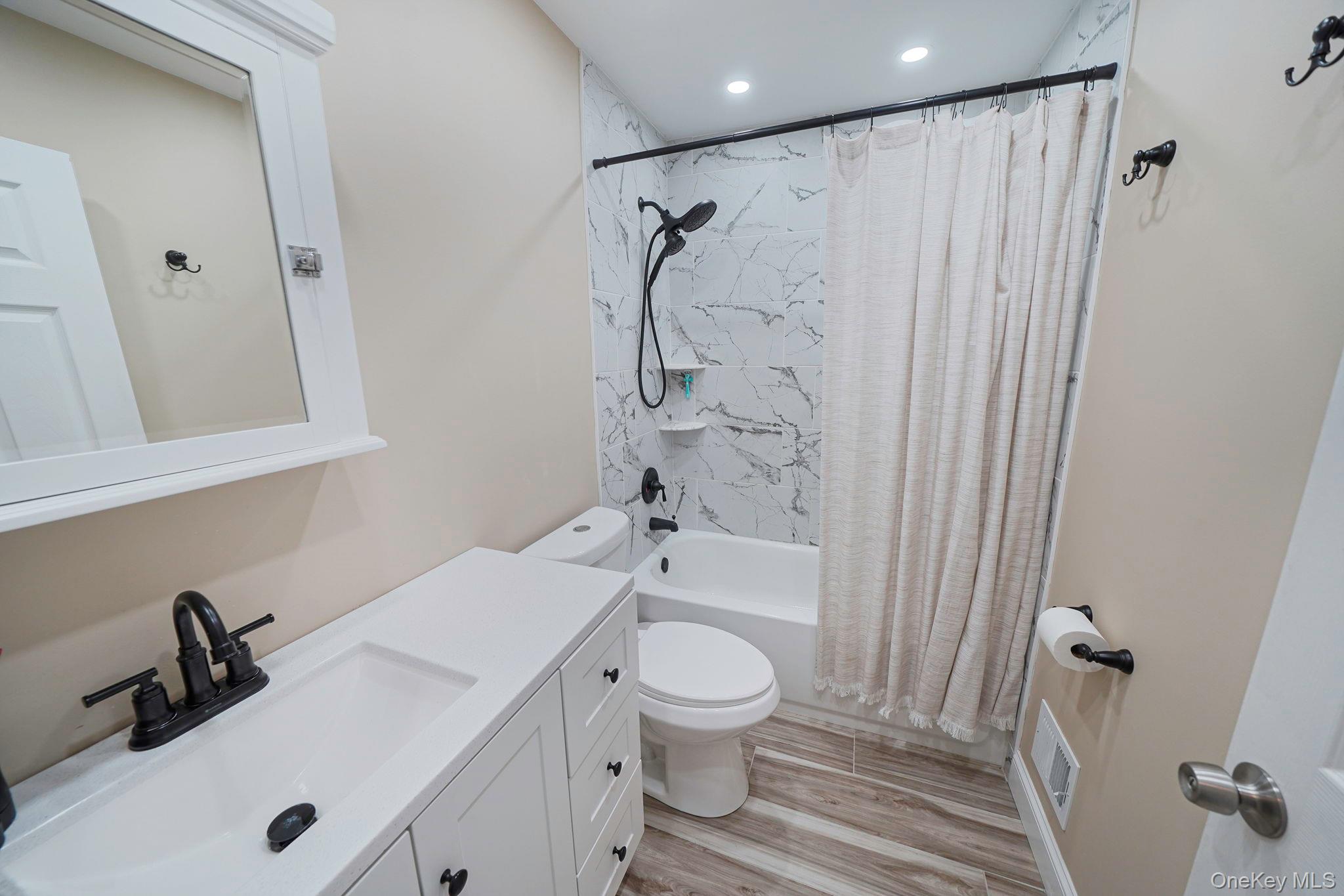 #8 photo, 227 Springmeadow Drive, Holbrook , NY 11741