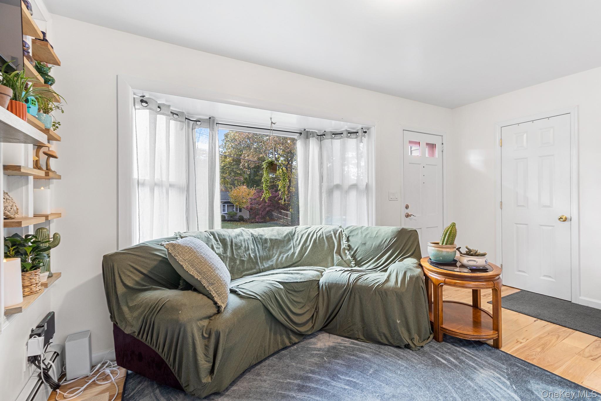 #5 photo, 55 Newcomb Trail, Ridge , NY 11961