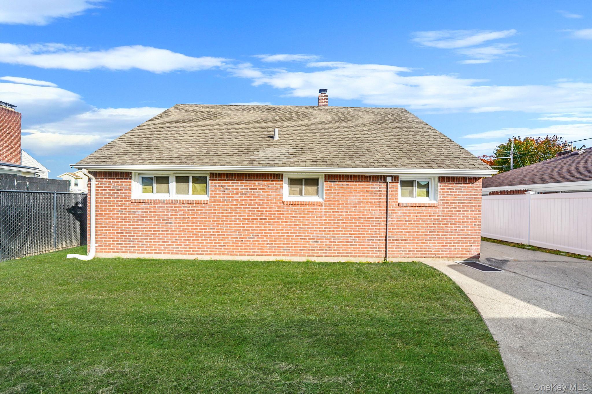 #12 photo, 17 Denton Place, Roosevelt , NY 11575