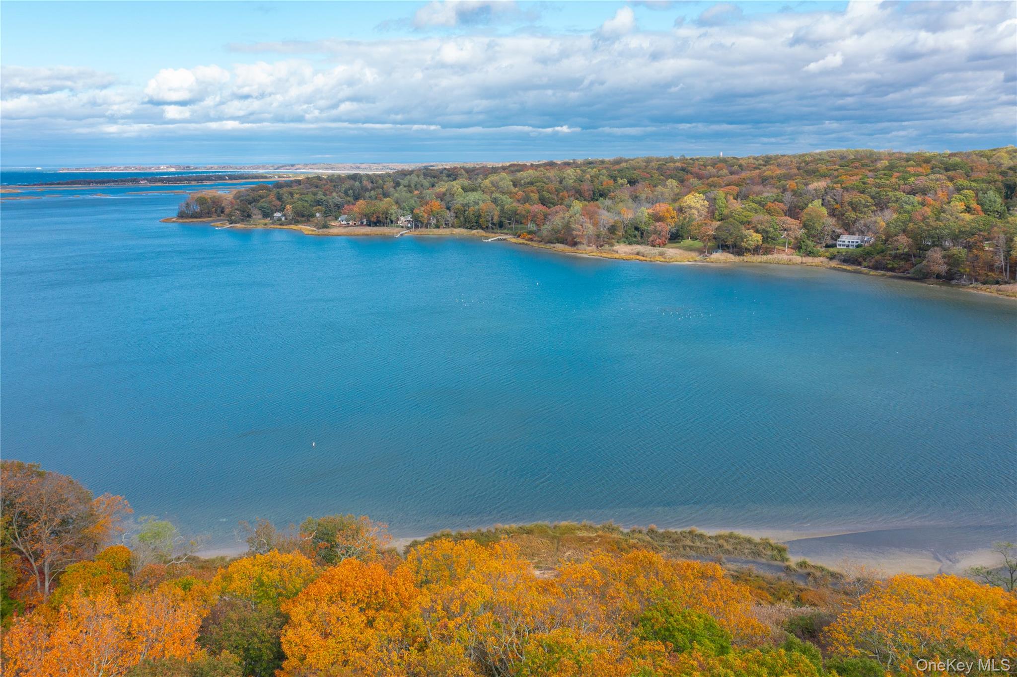 #2 photo, 30 Cordwood Path, Head Of The Harbor , NY 11780