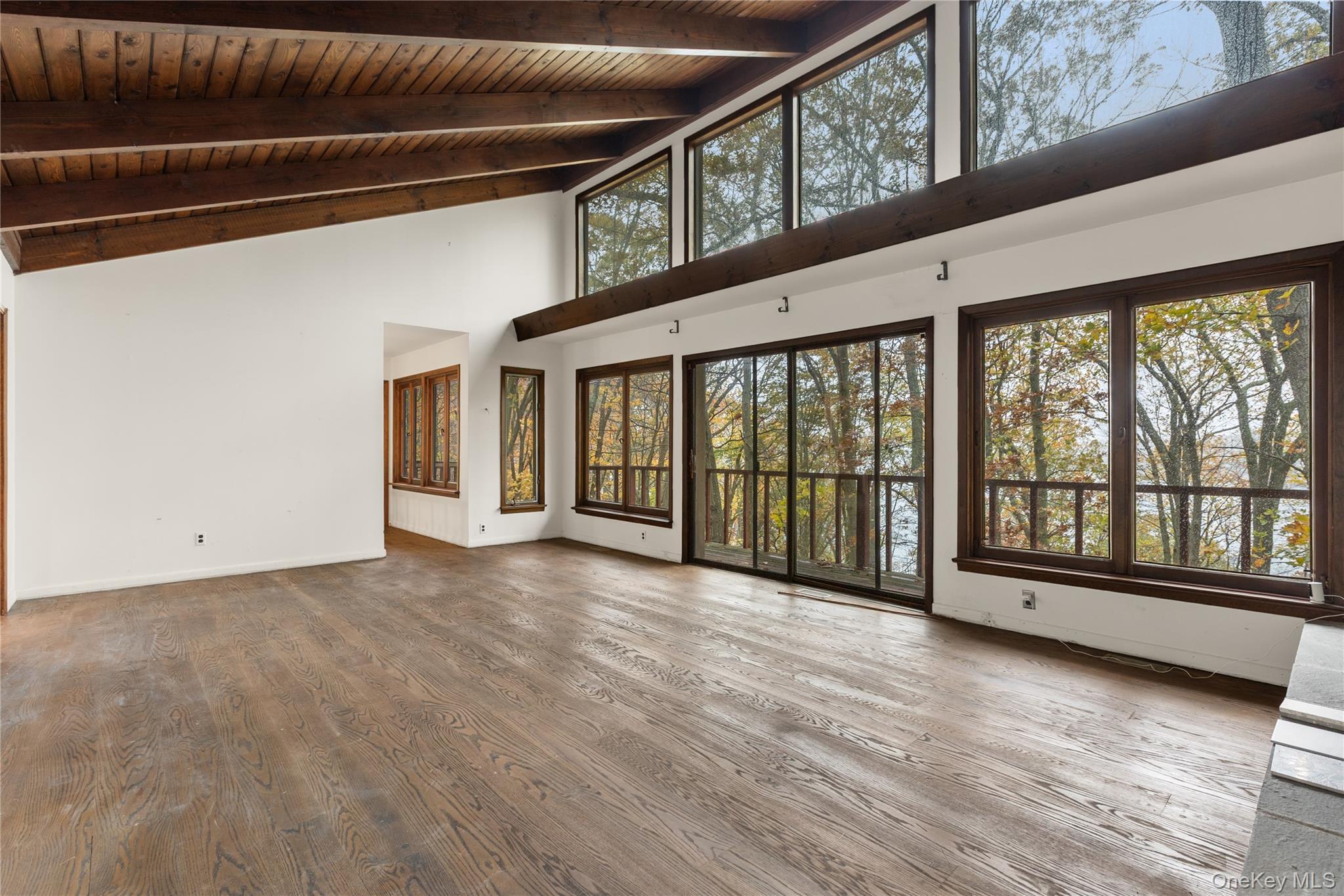 #5 photo, 30 Cordwood Path, Head Of The Harbor , NY 11780