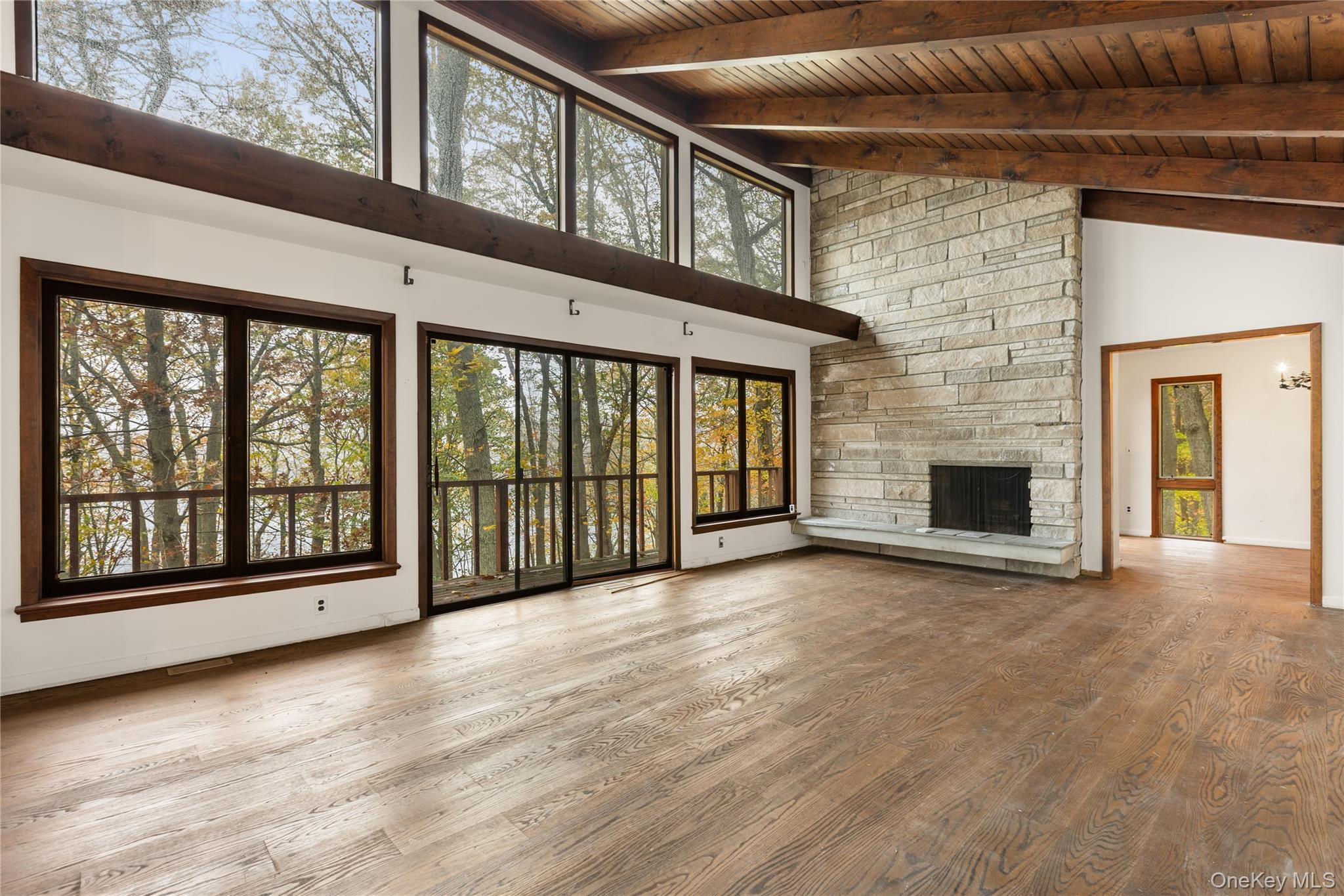 #6 photo, 30 Cordwood Path, Head Of The Harbor , NY 11780