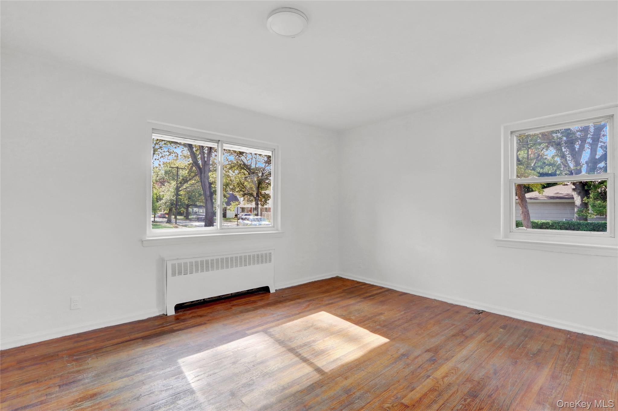 #8 photo, 474 Roy Street, West Hempstead , NY 11552