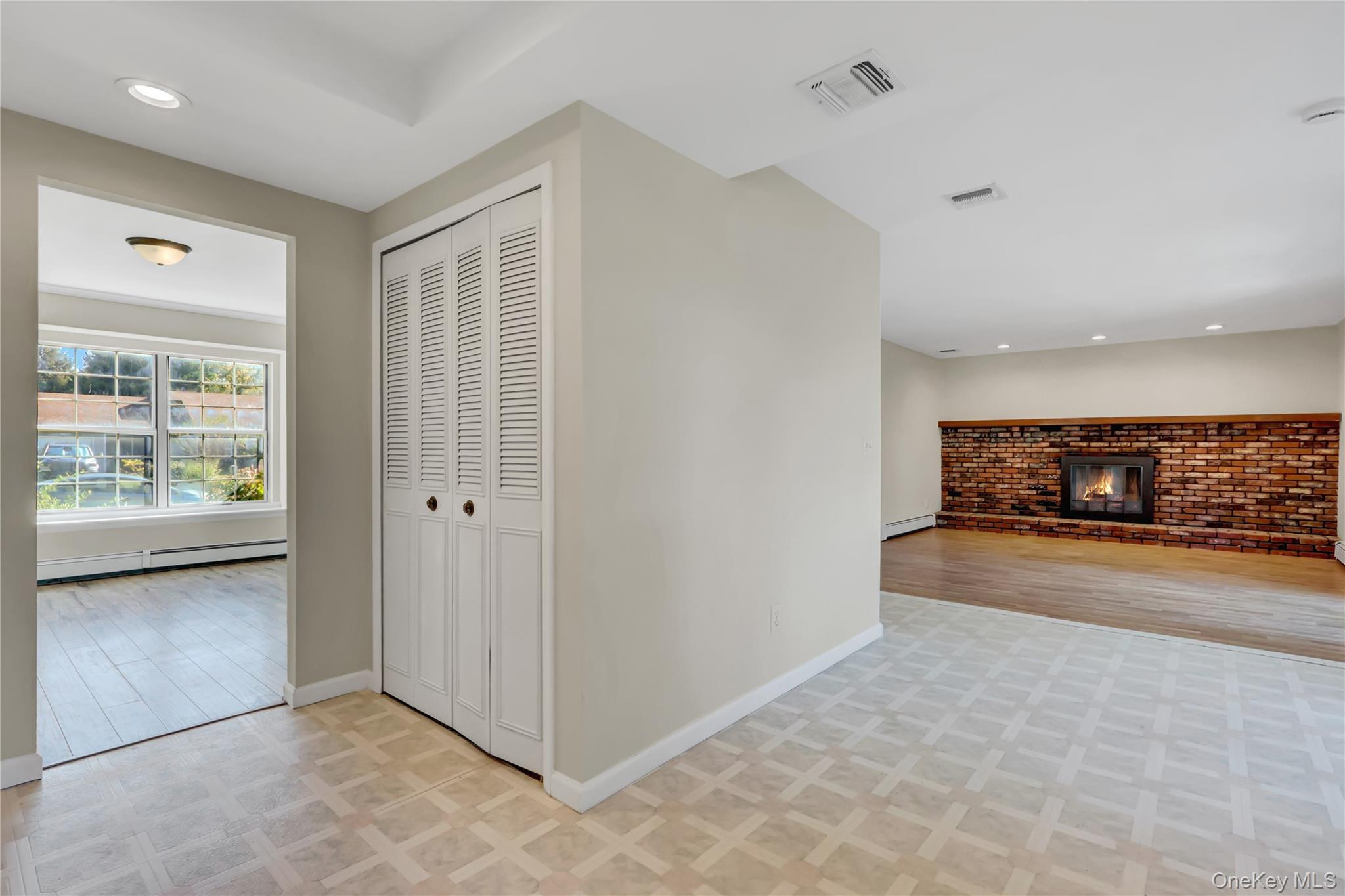 #12 photo, 20 Gabon Lane, Coram , NY 11727