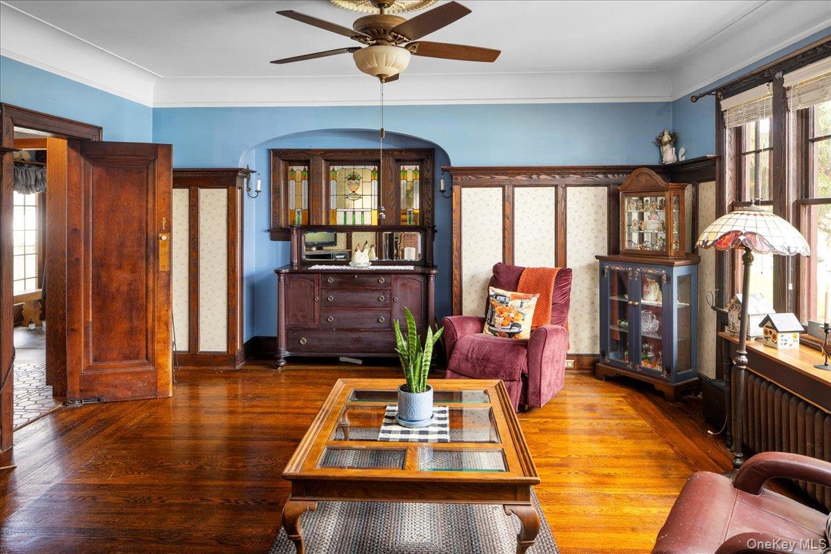 #15 photo, 331 Mineola Boulevard, Mineola , NY 11501