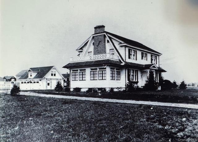 #3 photo, 331 Mineola Boulevard, Mineola , NY 11501