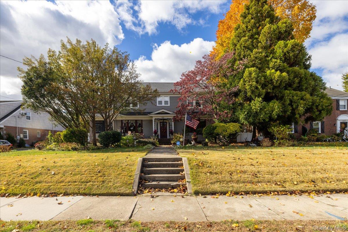 #6 photo, 331 Mineola Boulevard, Mineola , NY 11501