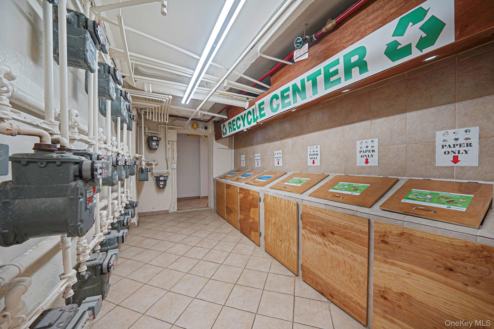 #14 photo, 640 W 231st Street, Bronx , NY 10463