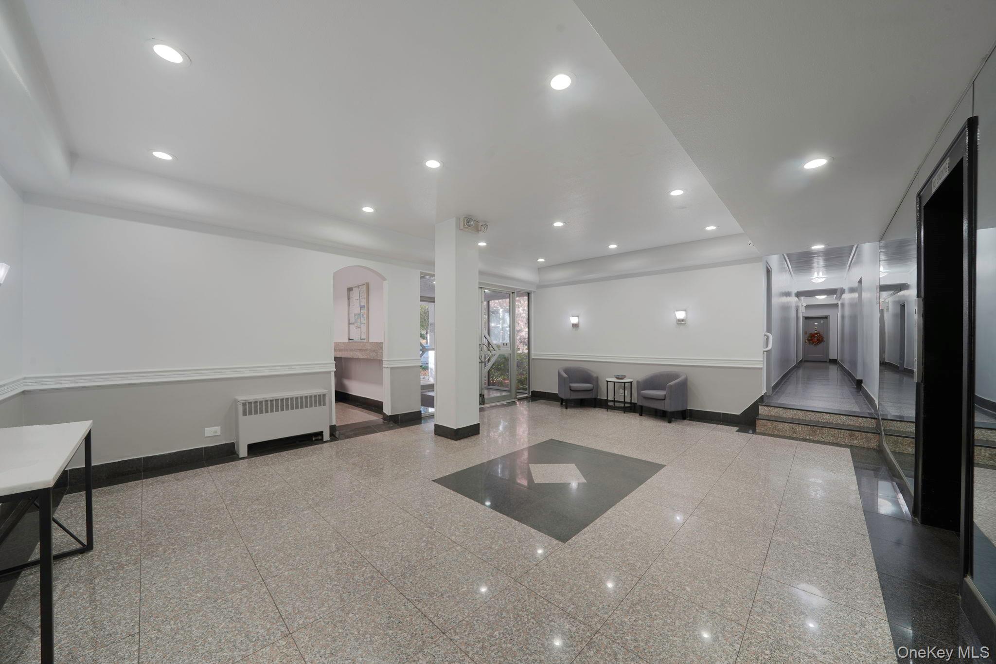 #16 photo, 640 W 231st Street, Bronx , NY 10463