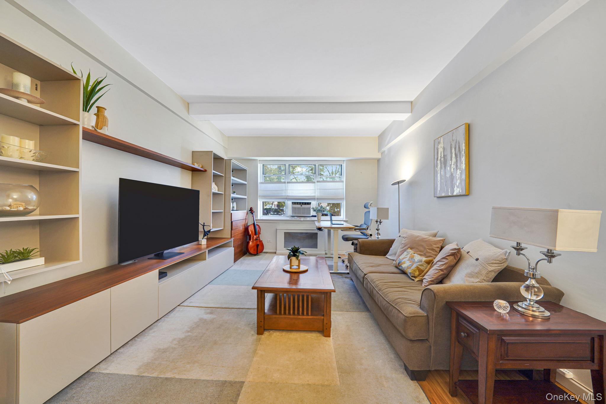 #3 photo, 640 W 231st Street, Bronx , NY 10463