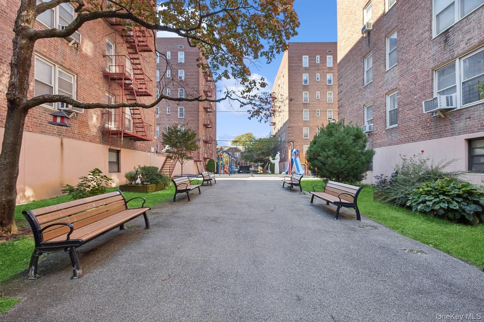 #16 photo, 33-24 91st Street, Jackson Heights , NY 11372