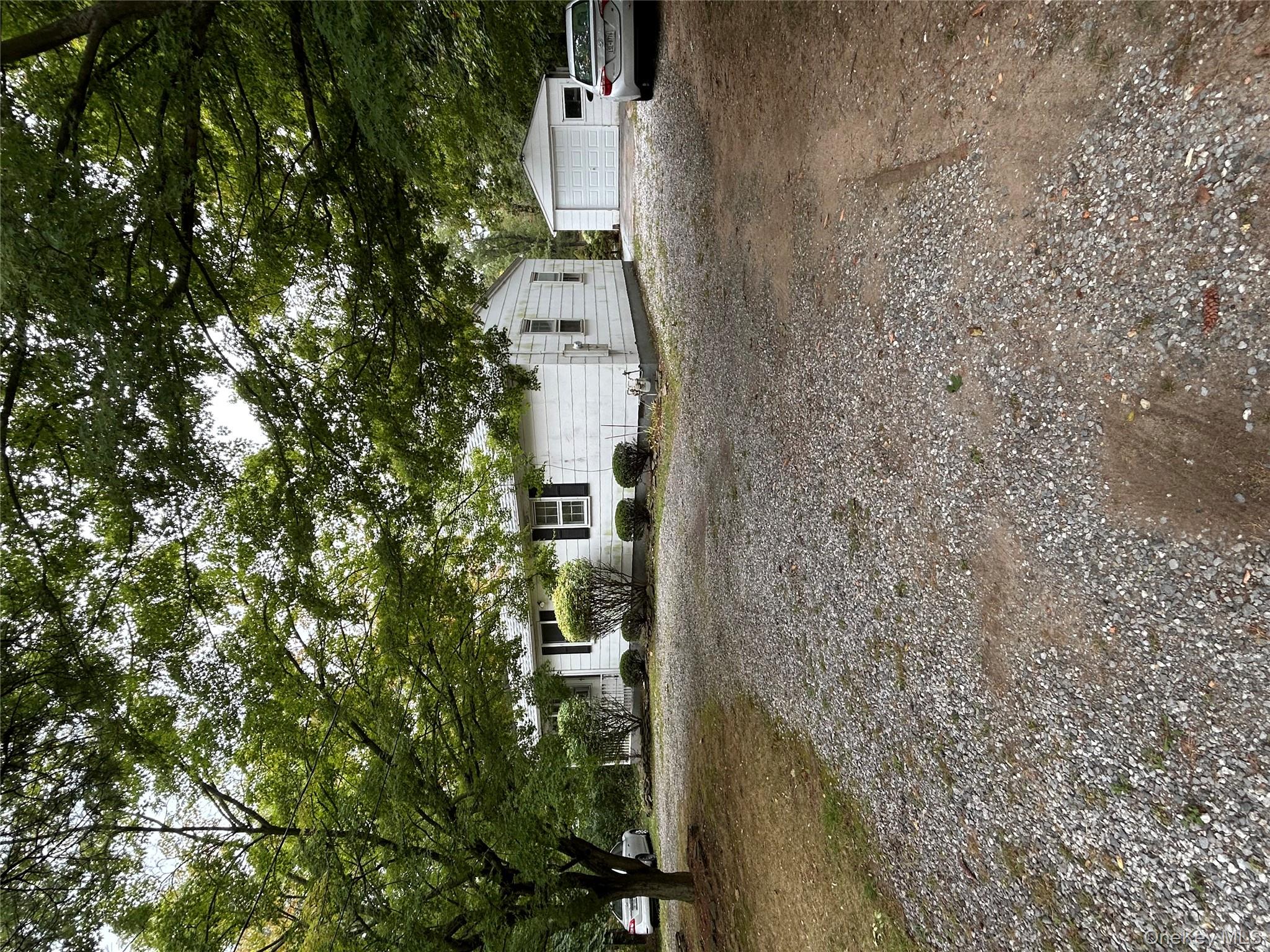 #2 photo, 585 Pulaski Road, Kings Park , NY 11754