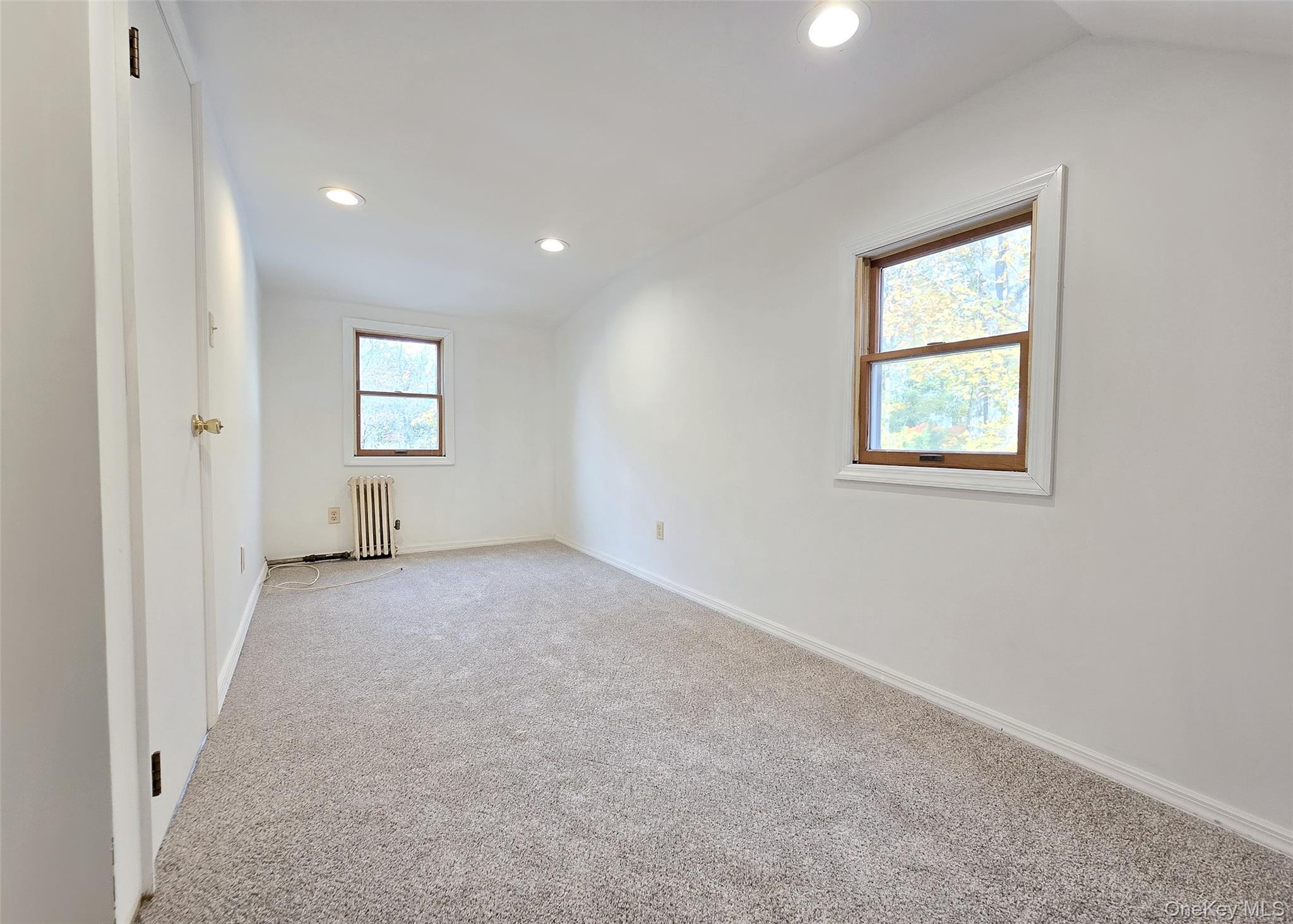 #20 photo, 585 Pulaski Road, Kings Park , NY 11754