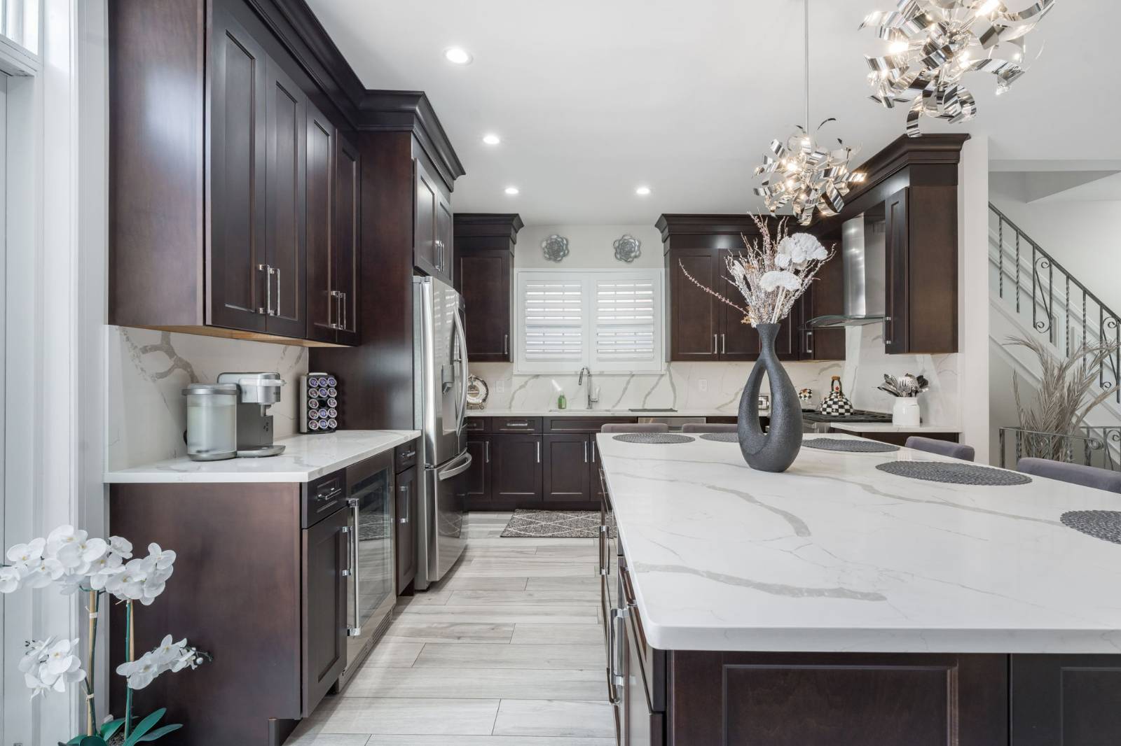 #14 photo, 58-33 71 St, Mespeth , NY 11378